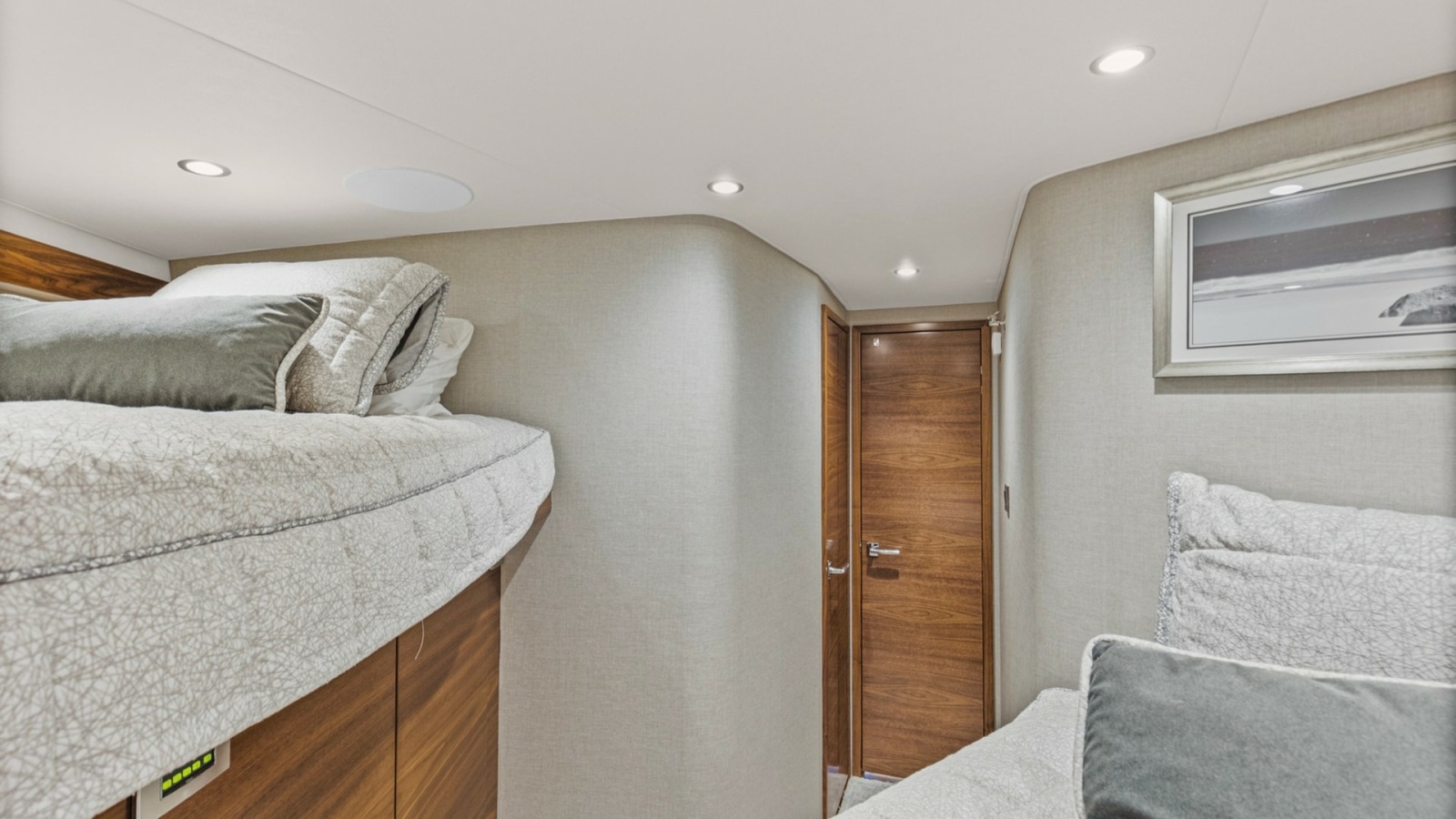 Guest Stateroom with Twin Berths