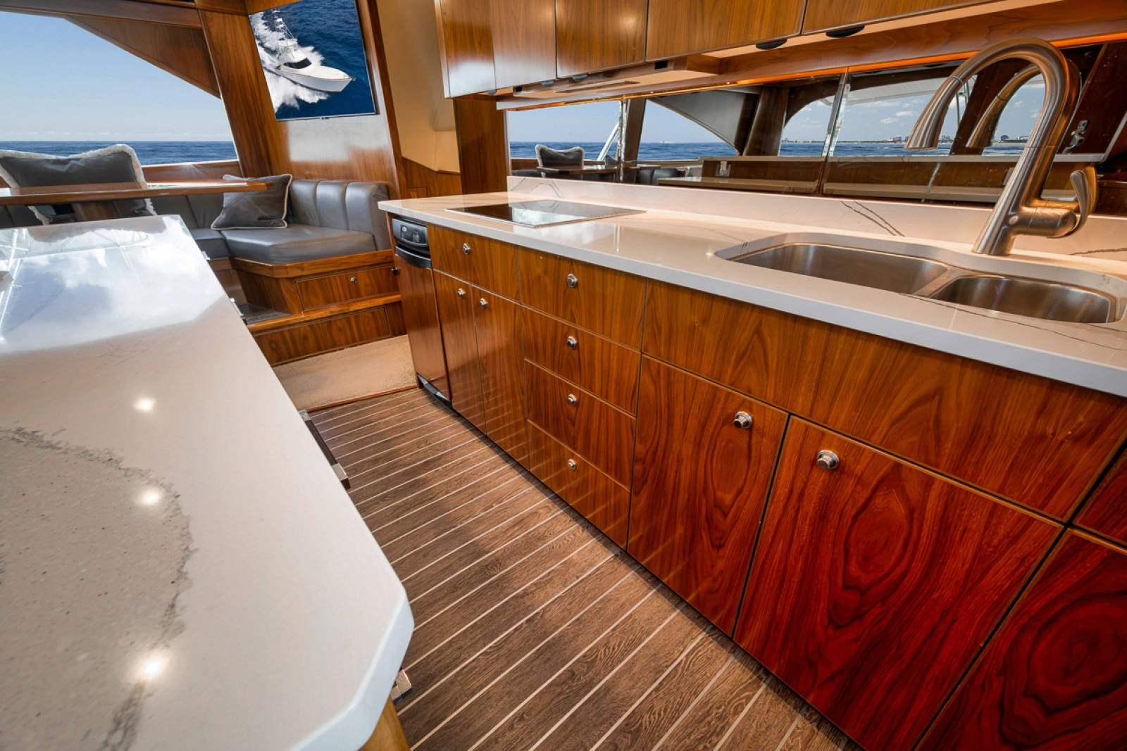 2020 Viking 68 Convertible