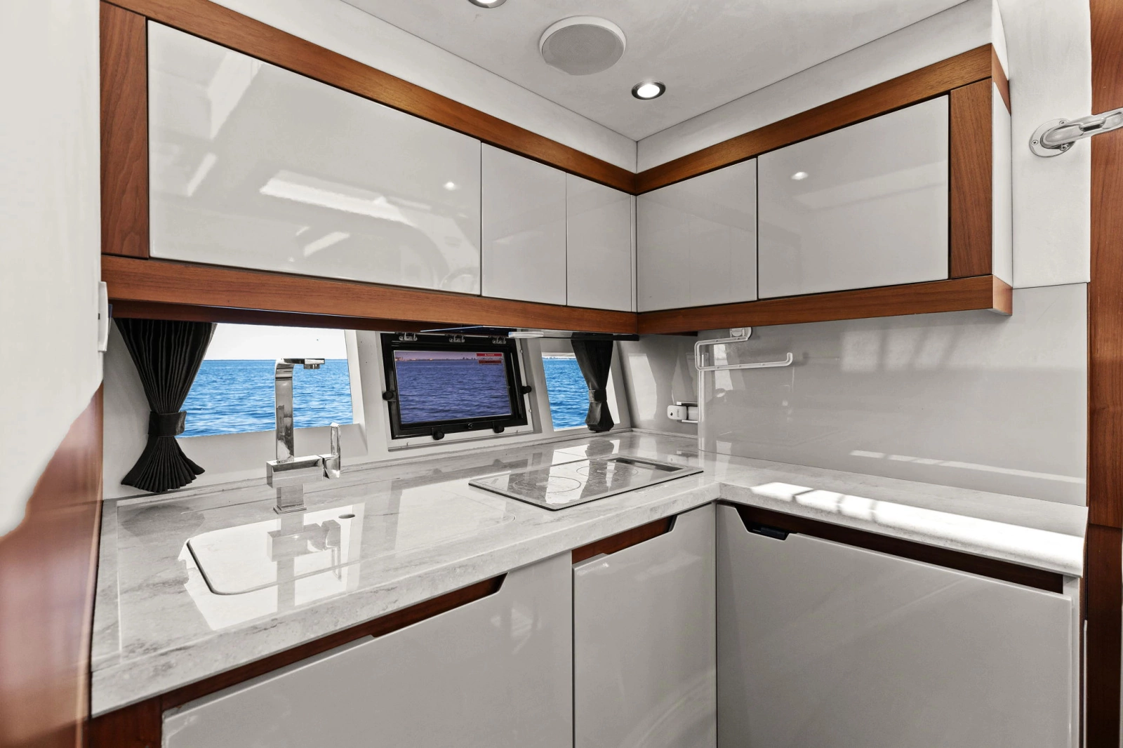 2017 Galeon 385 HTS