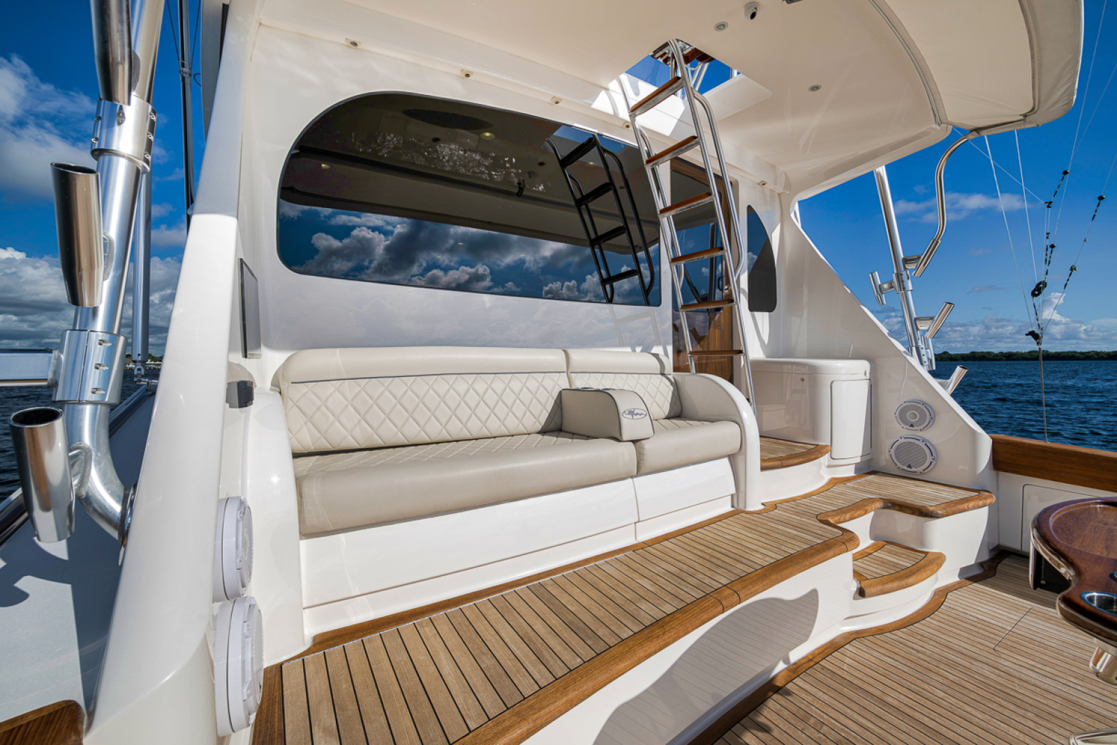 2020 Viking 68 Convertible