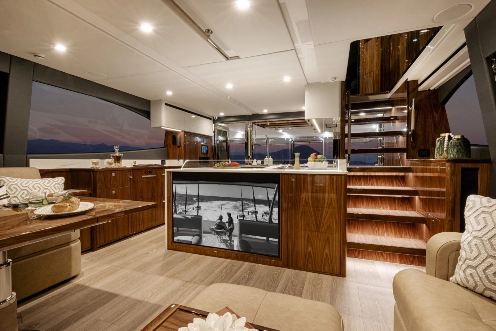 68 Sports Motor Yacht 68ft Riviera Yacht For Sale