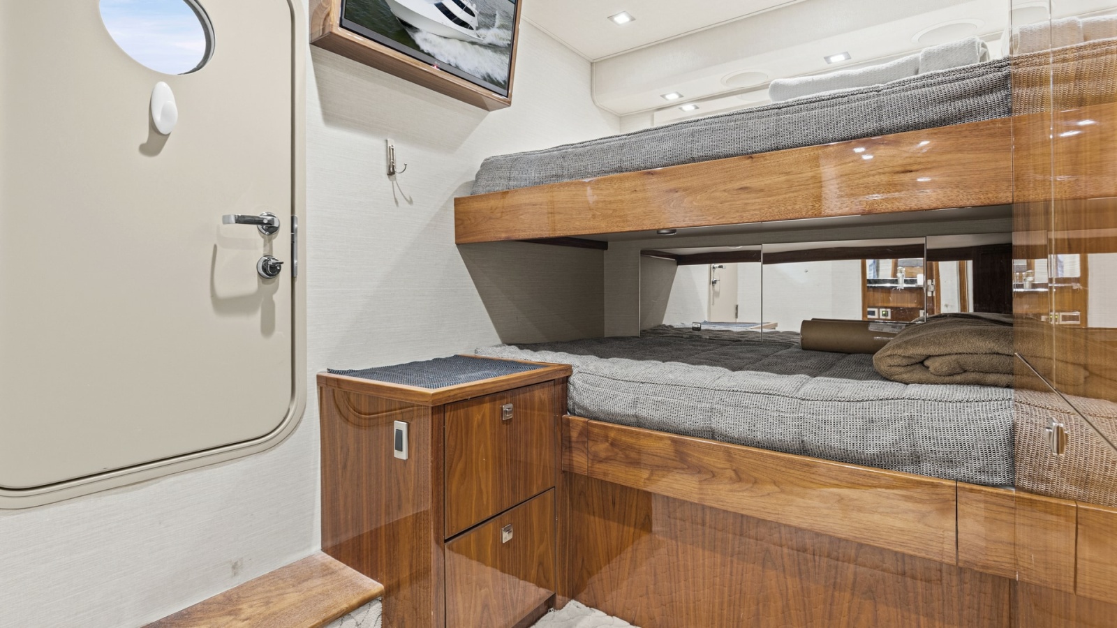 2017 72 Viking Enclosed Bridge Share-E Crew Stateroom and Head (2)