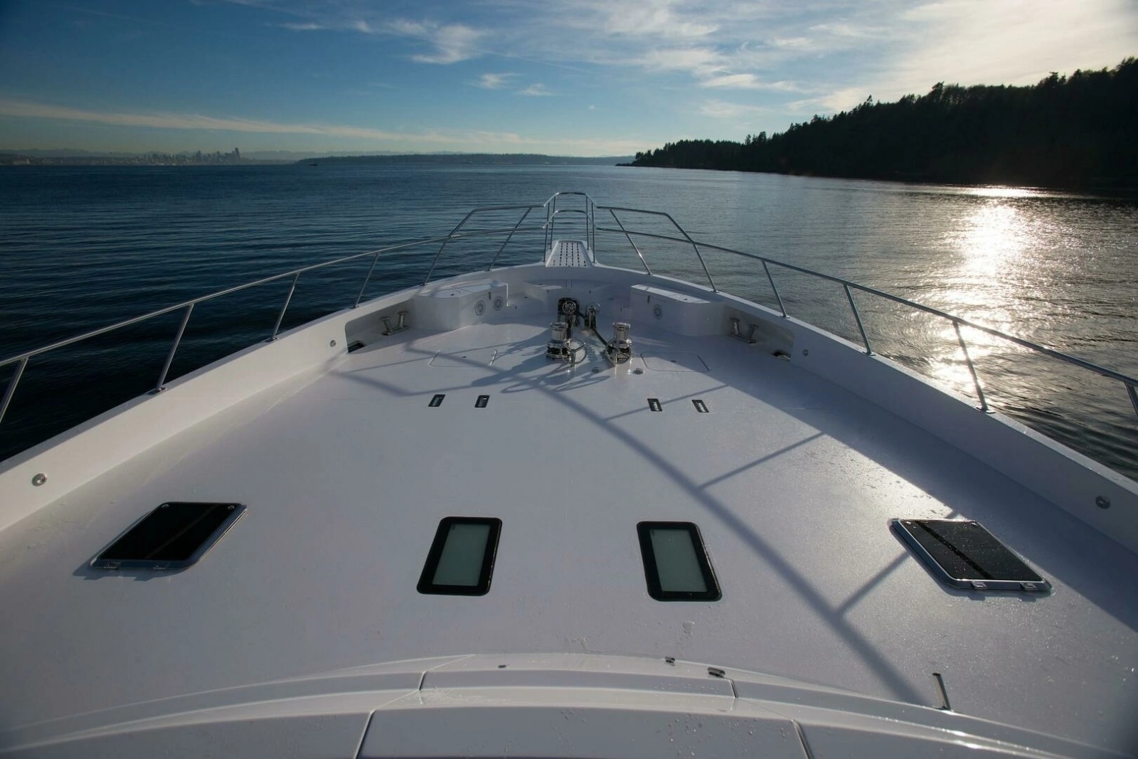 2019 115 Nordlund Expedition Yachtfisher 'Cazador' - Bow