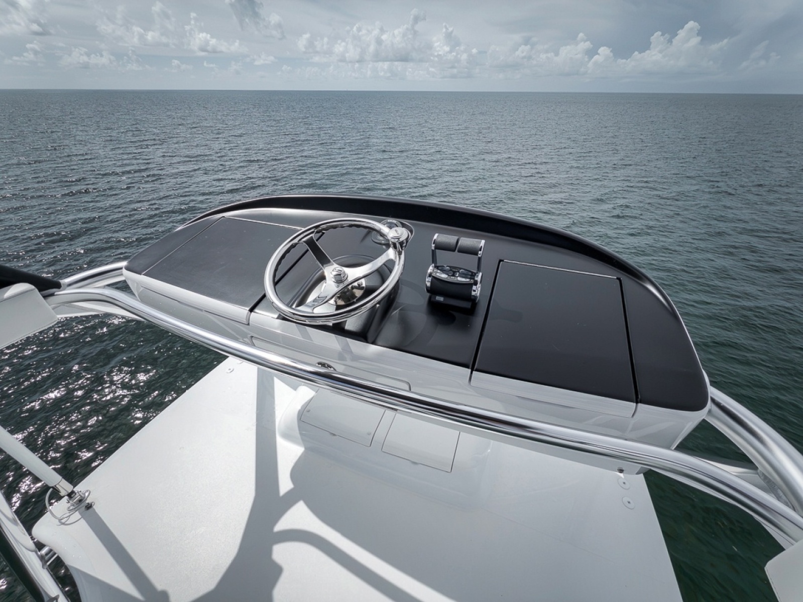2021 Weaver 75 Convertible