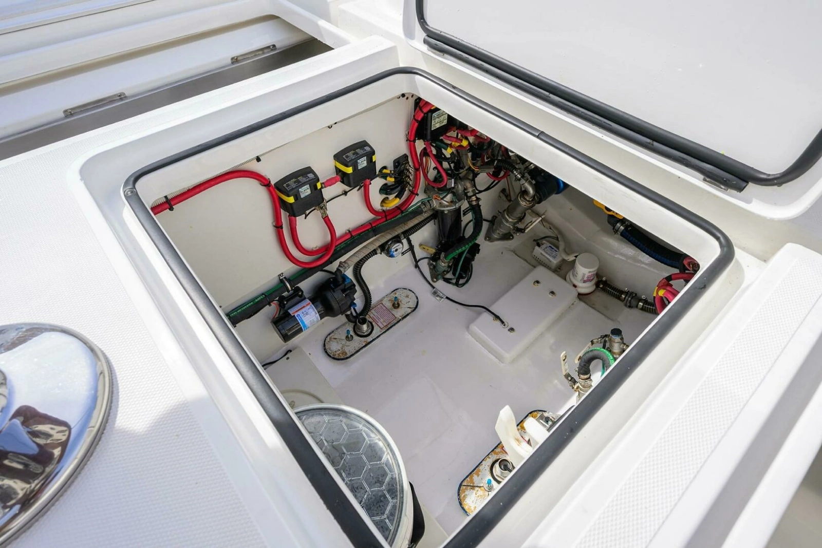 2018 Buddy Davis 42 Center Console - Cockpit