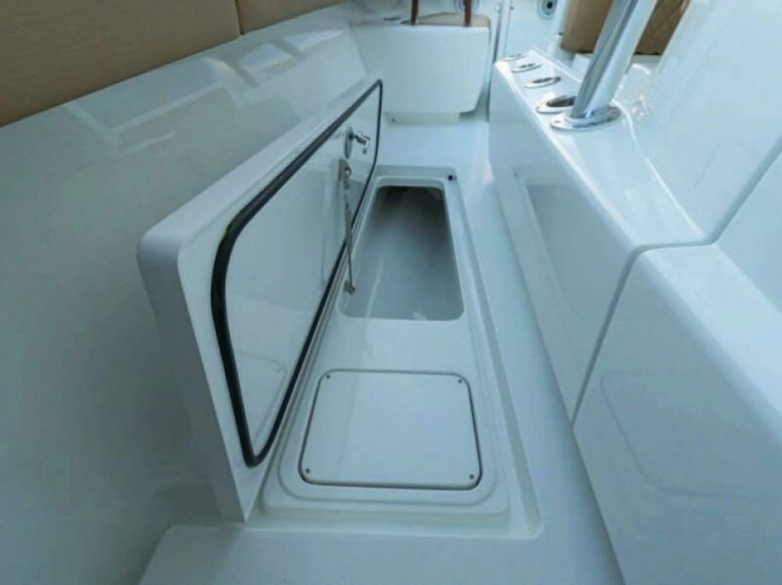 New V-37 Valhalla Boatworks Center Console