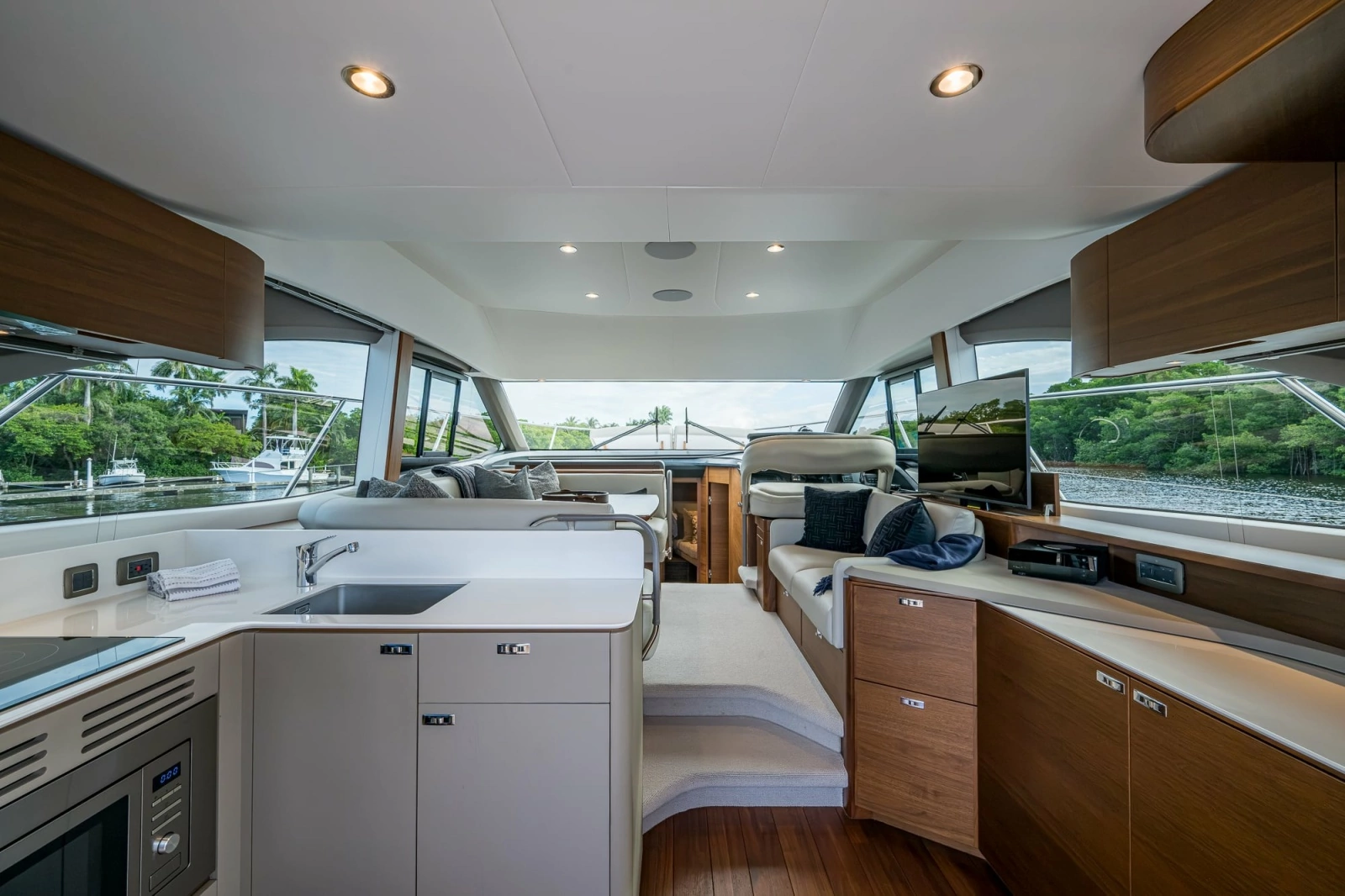 2025 Princess F45