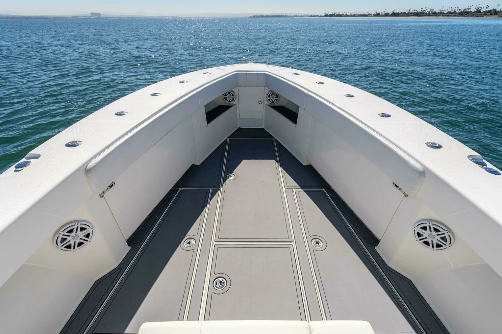  2018 SeaVee 370Z- SUSAN L- Bow