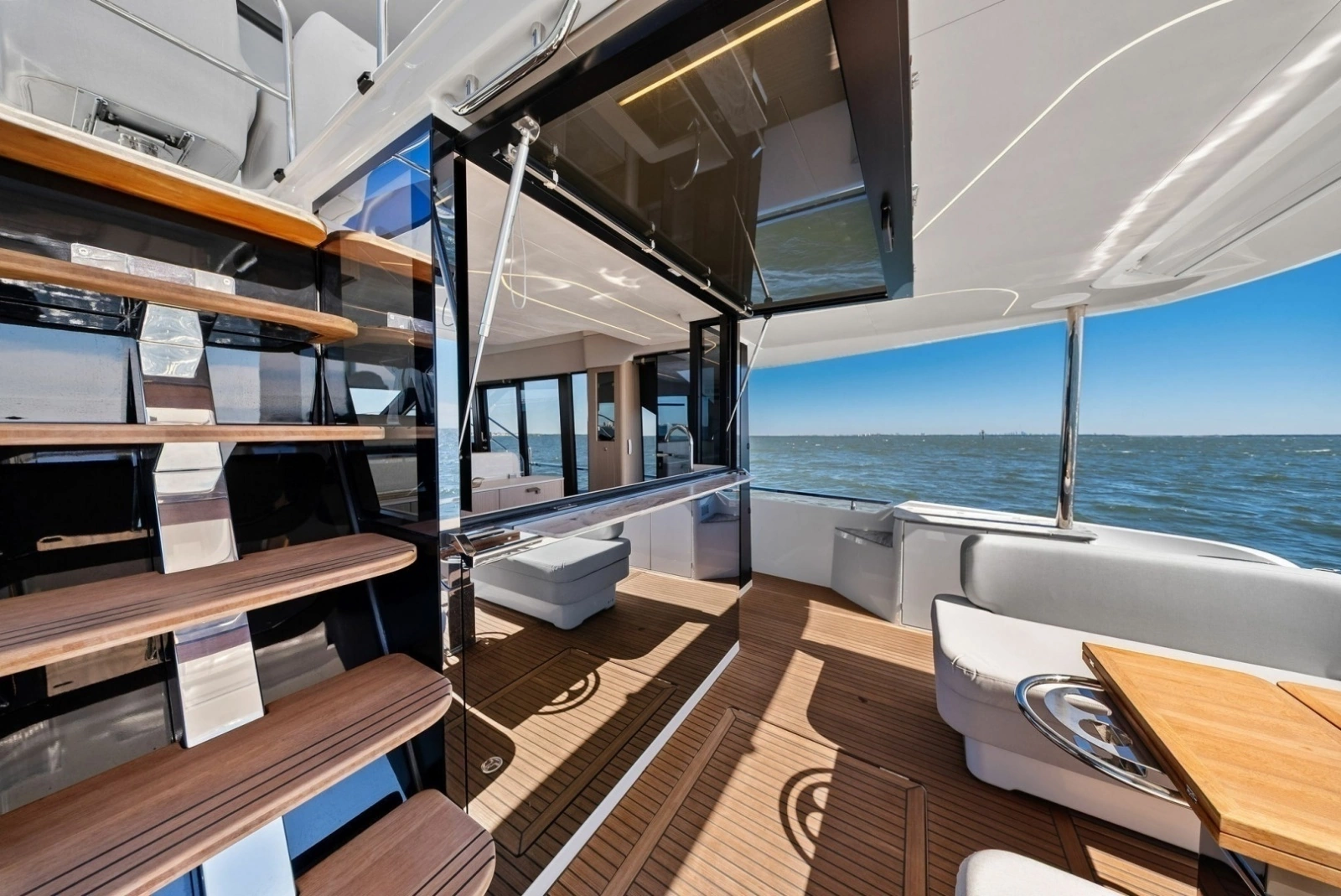 2026 F5.7 Prestige Yachts