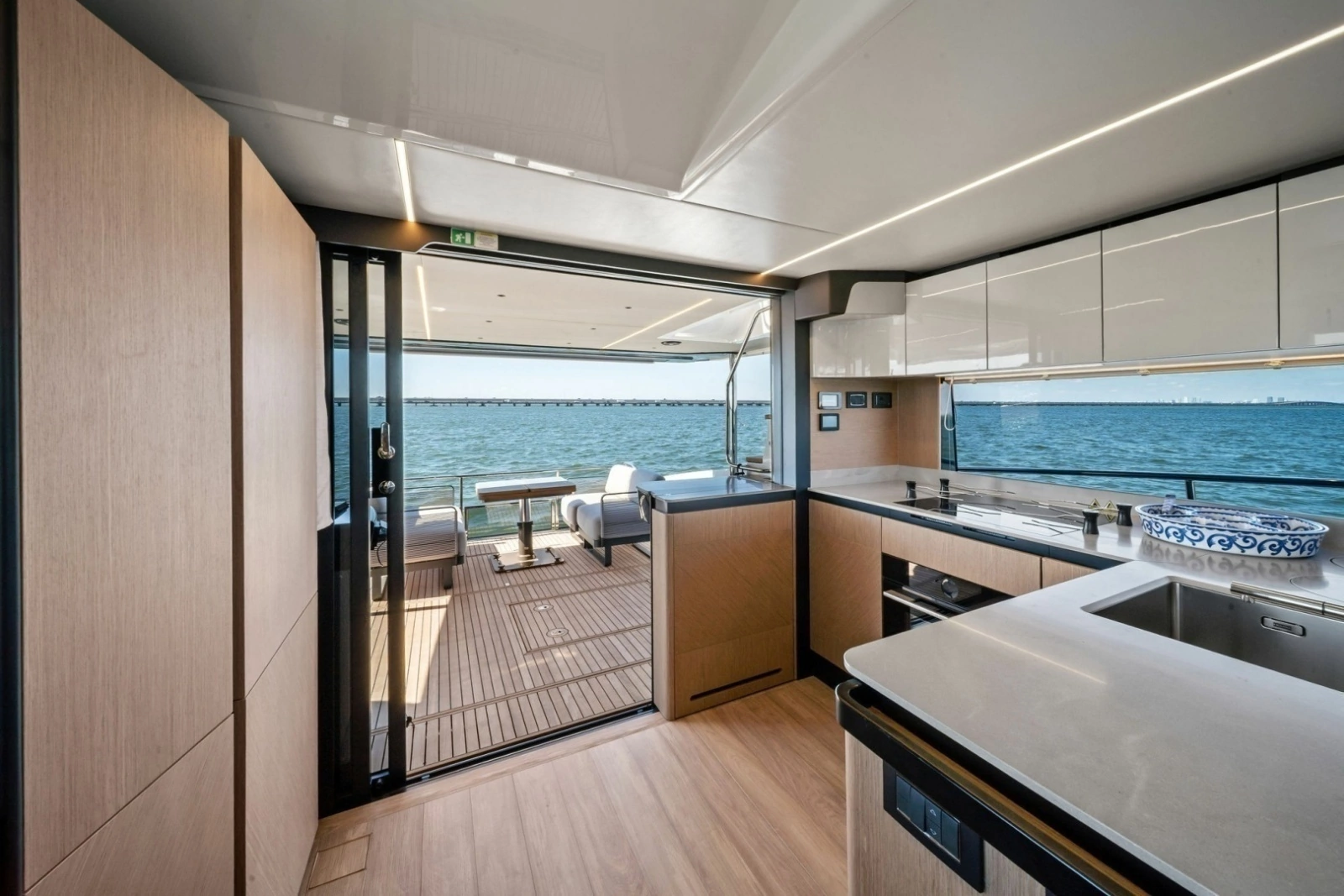 New 2027 56 Absolute Fly 56ft Absolute Yacht For Sale