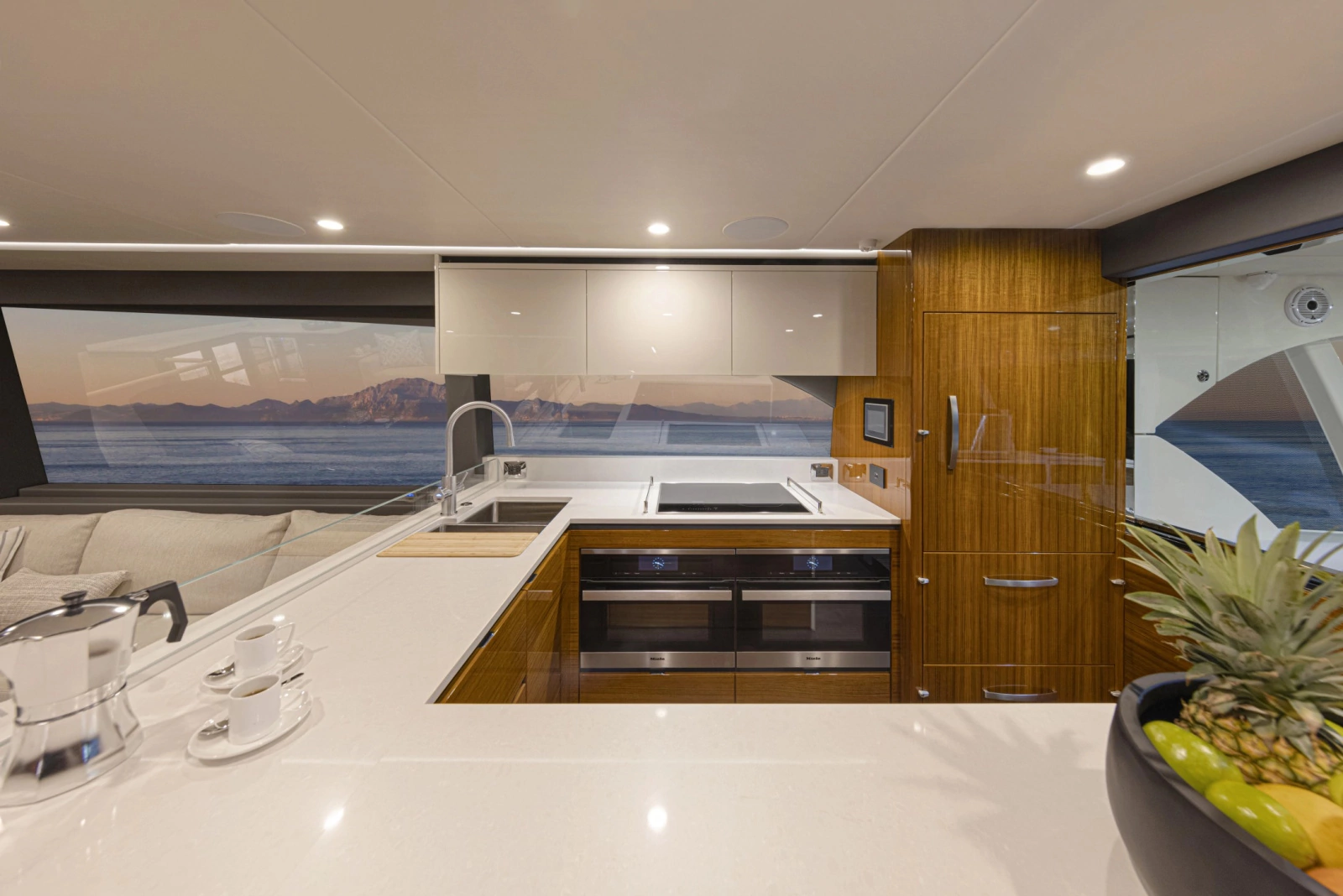 78 Motor Yacht 78ft Riviera Yacht For Sale