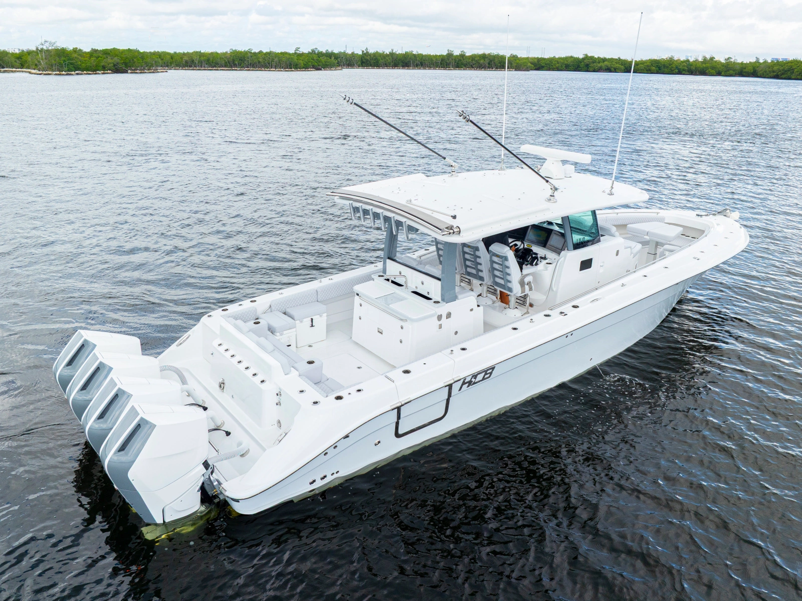 42 Lujo 42ft HCB Yacht For Sale