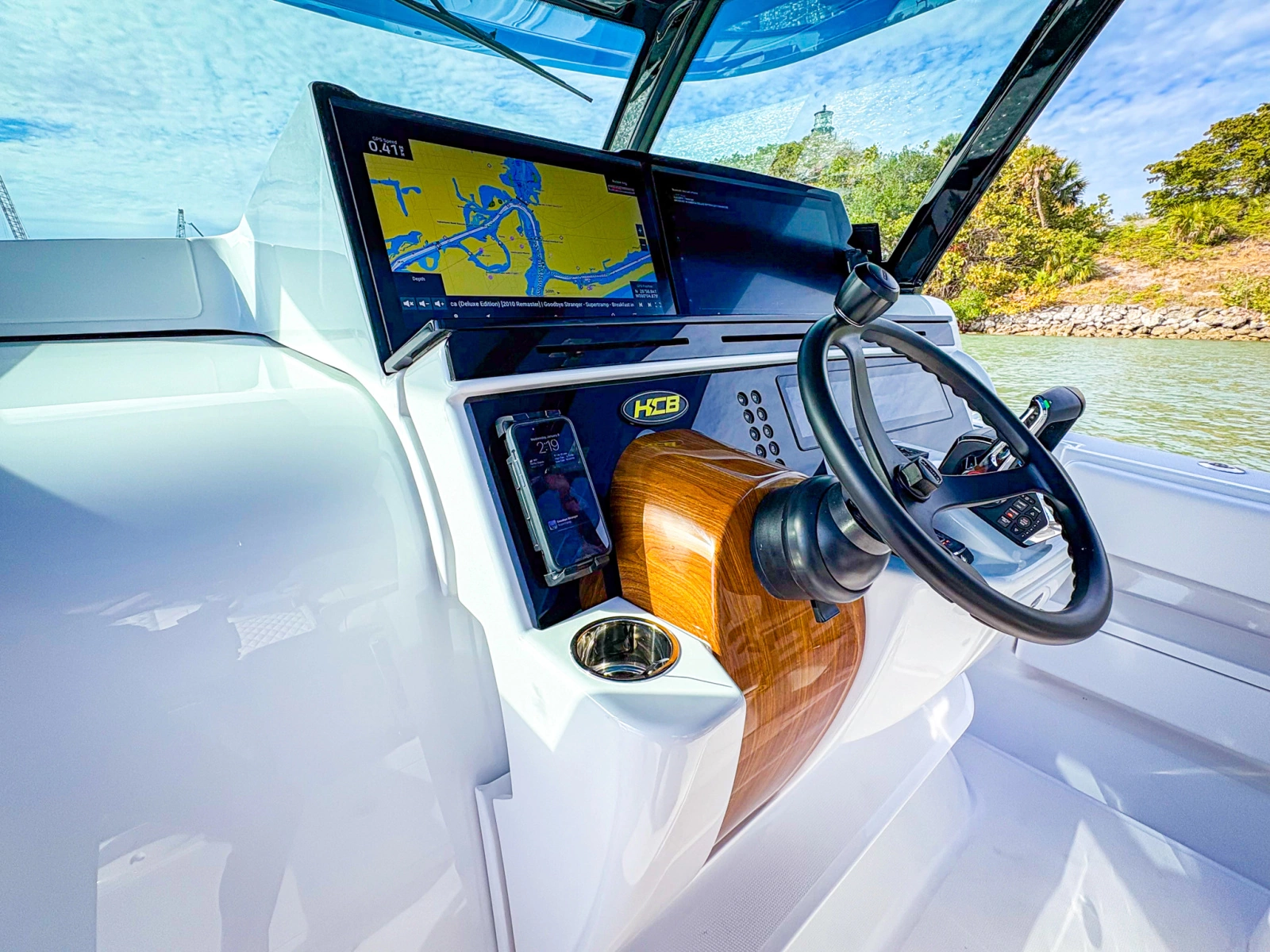 DEALER DEMO 48ft HCB Yacht For Sale