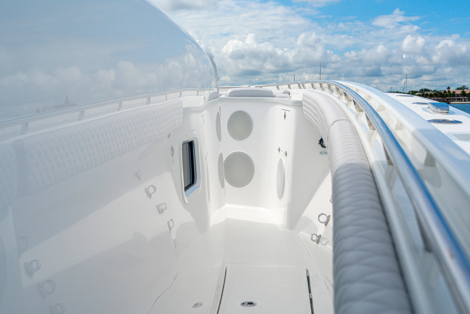56ft HCB Yacht For Sale