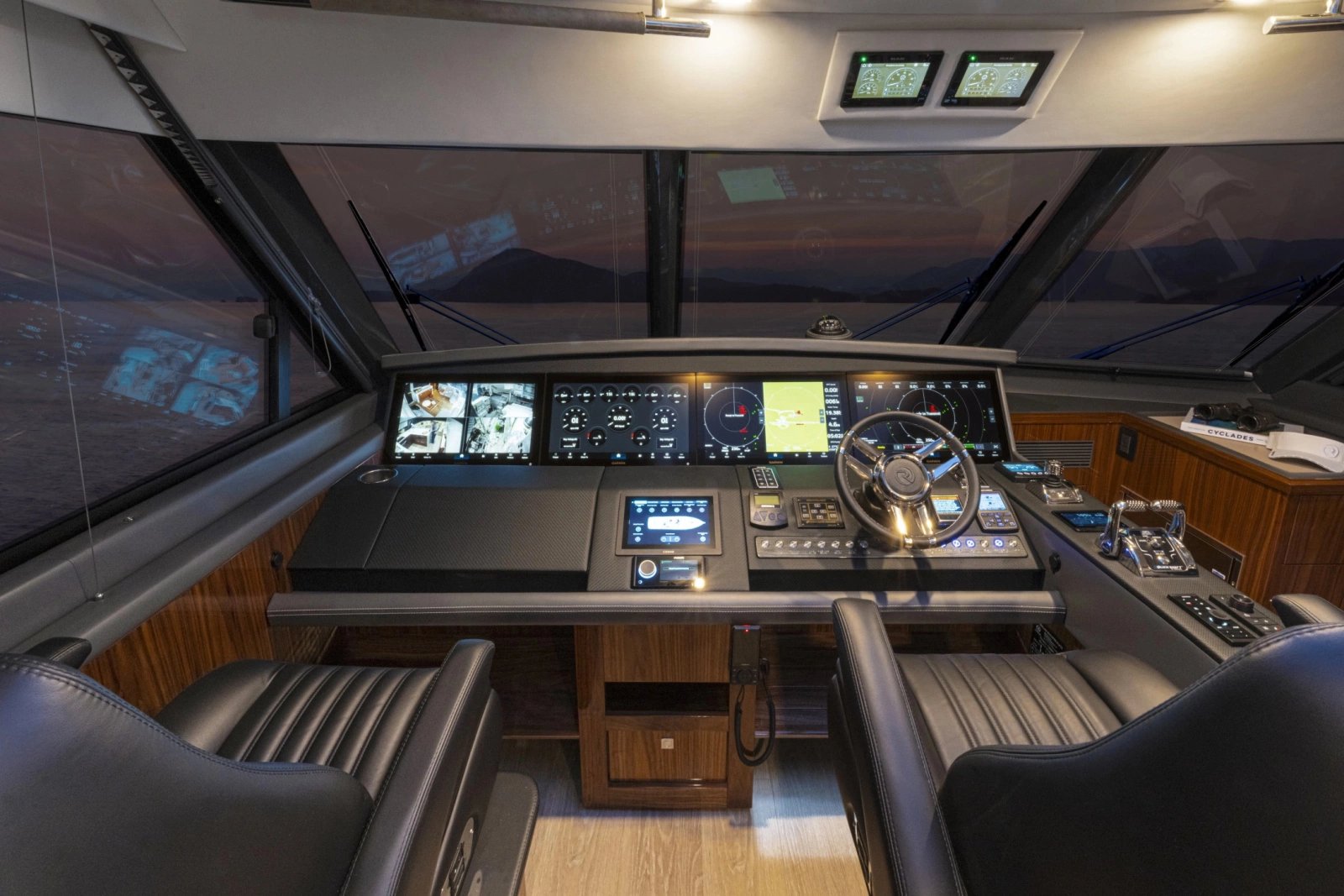 68 Sports Motor Yacht 68ft Riviera Yacht For Sale