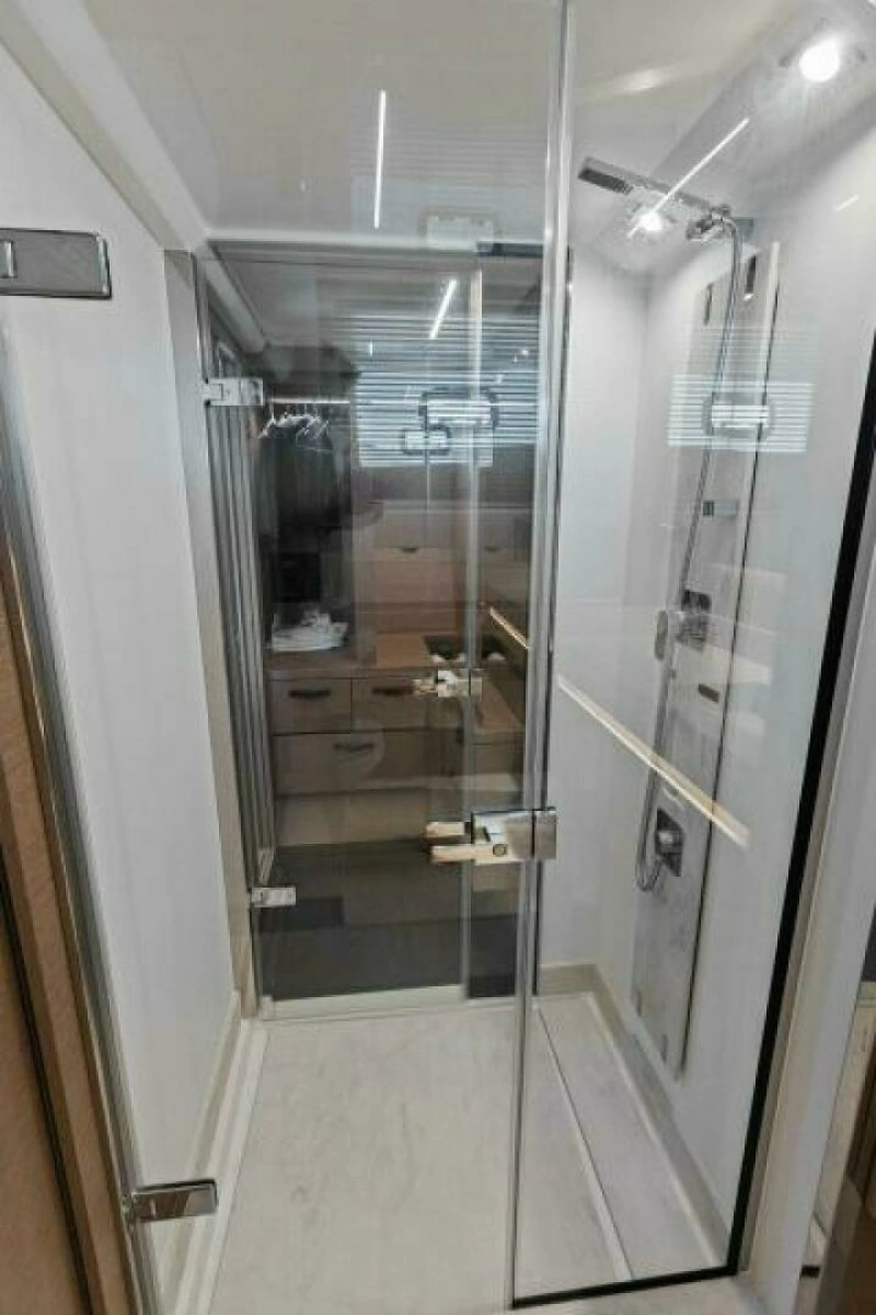 2022 59 Prestige Flybridge - How Sweet It Its - Master Head