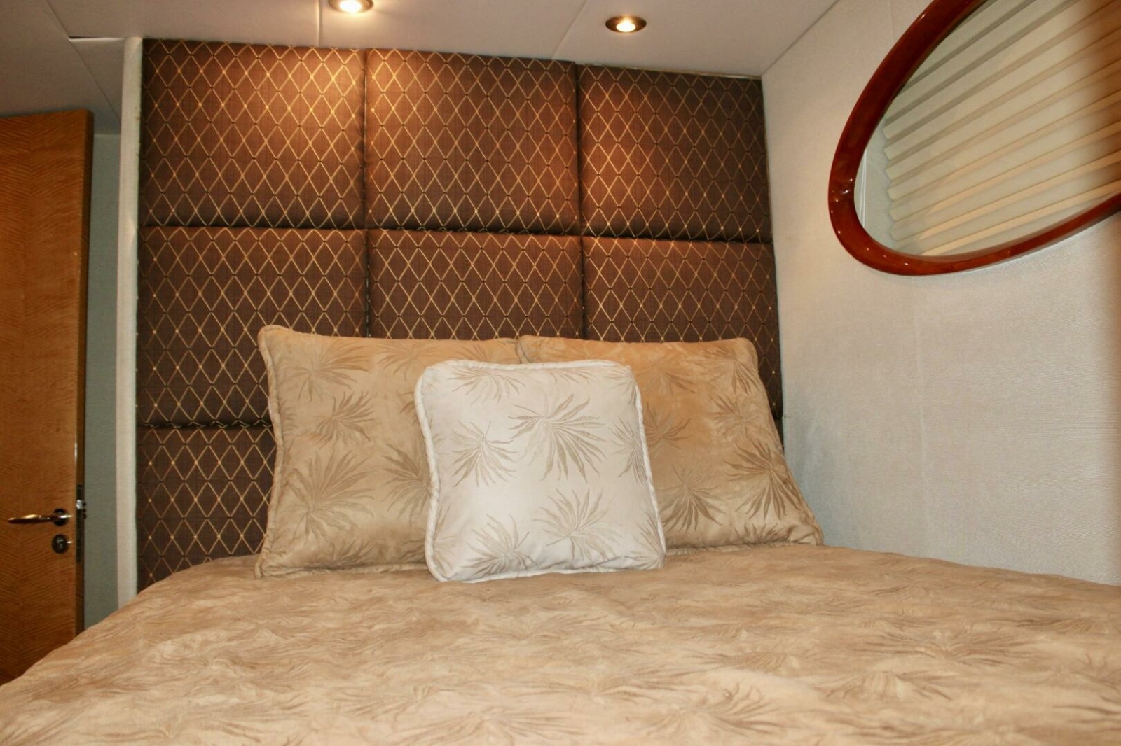74' 2007 Lazzara Yachts 74 Motor Yacht