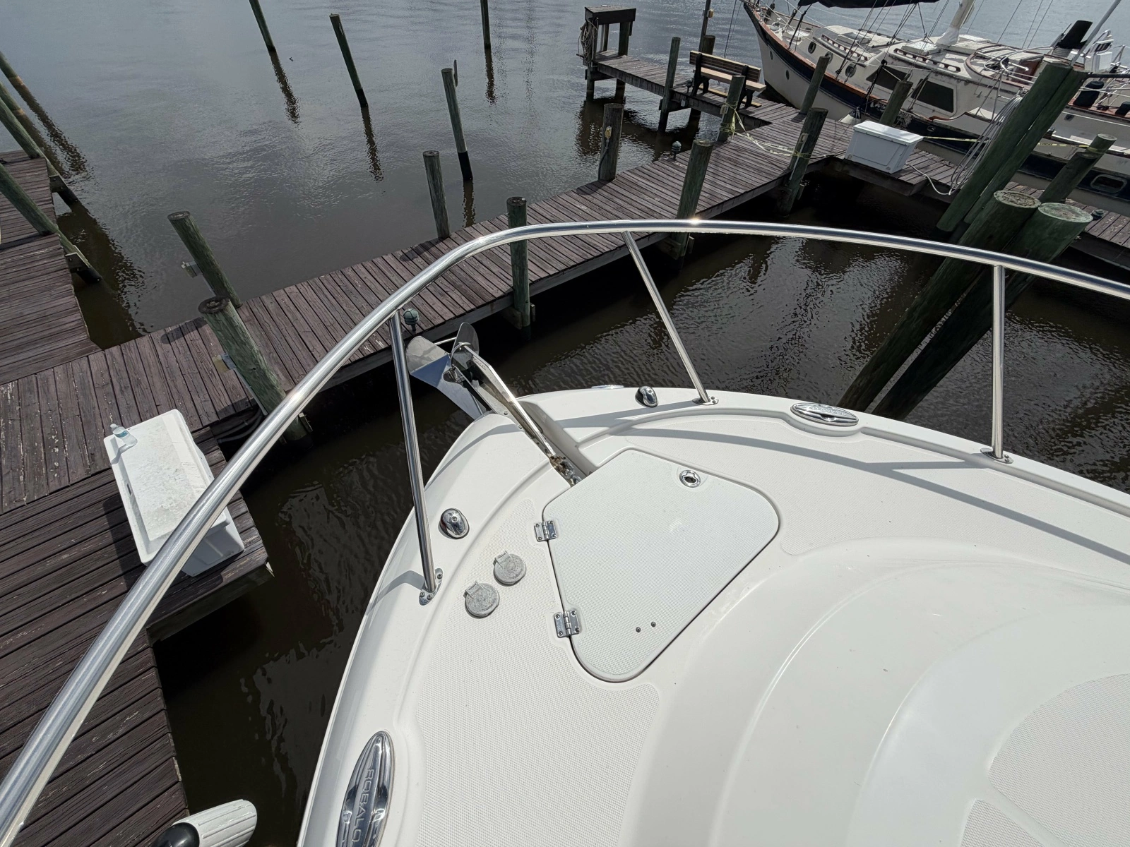 2016 Robalo R305
