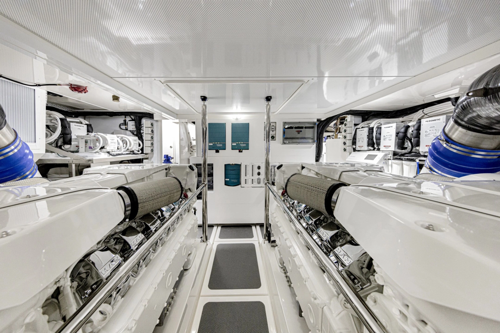 78 Motor Yacht 78ft Riviera Yacht For Sale