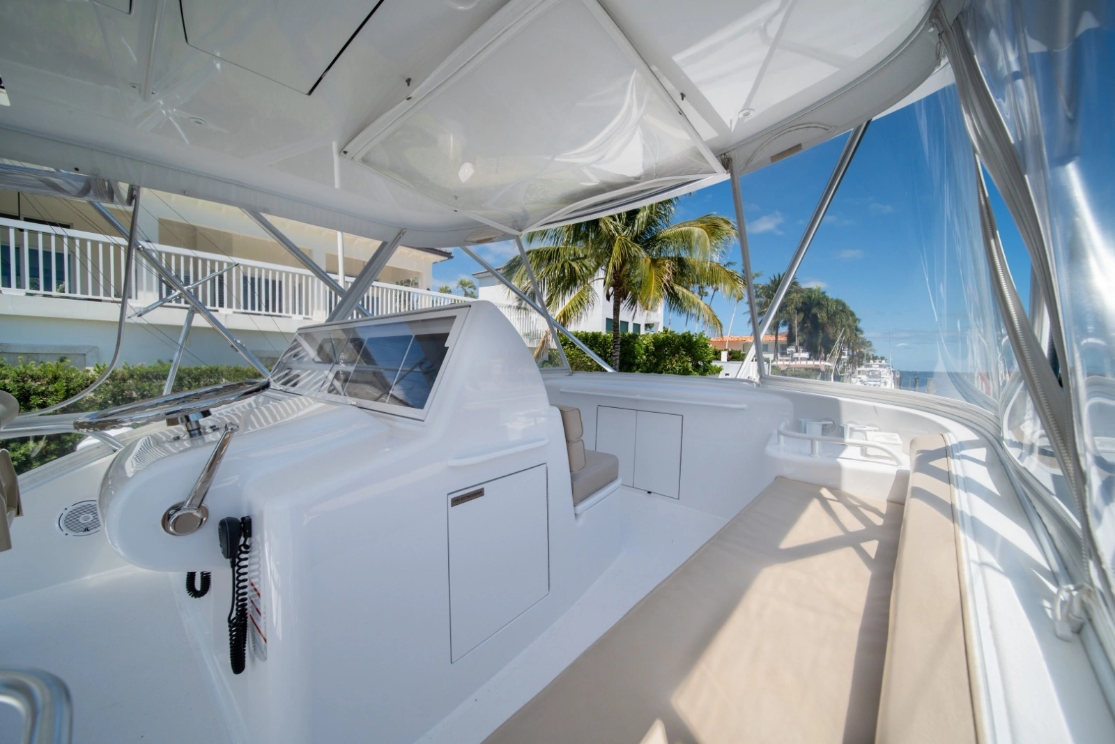 2017 Hatteras 54 GT