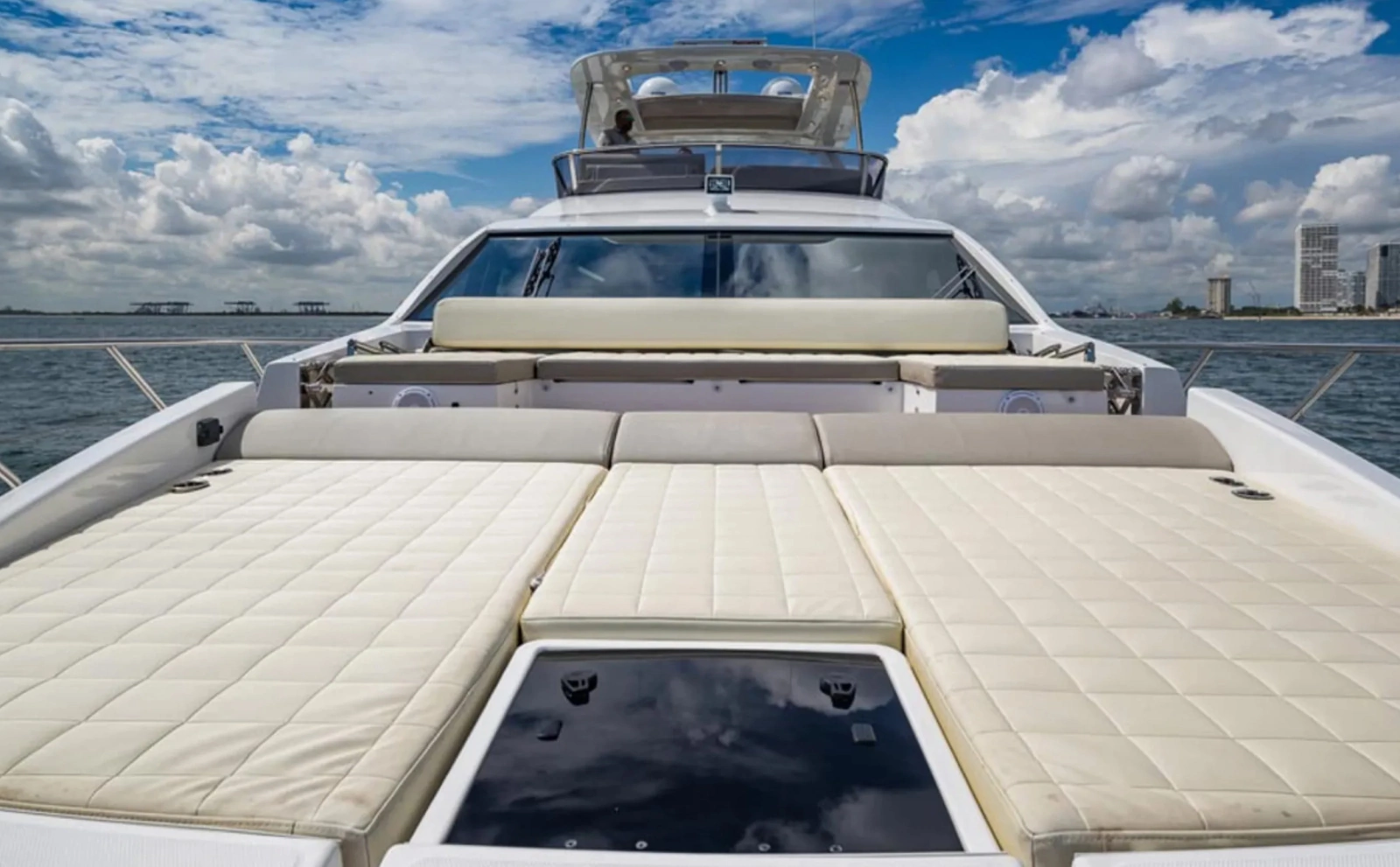 2016 Azimut 66 Fly