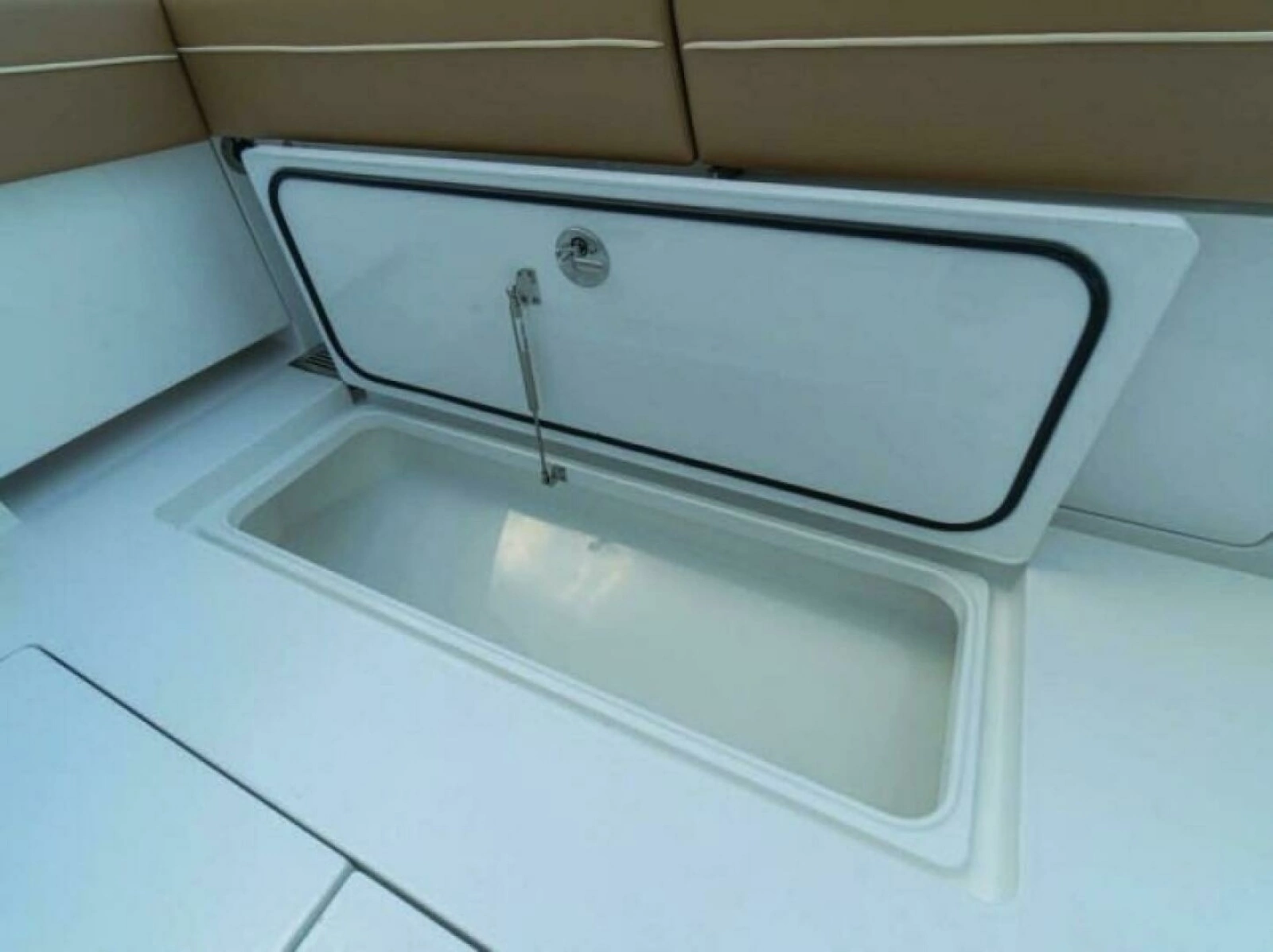New V-37 Valhalla Boatworks Center Console