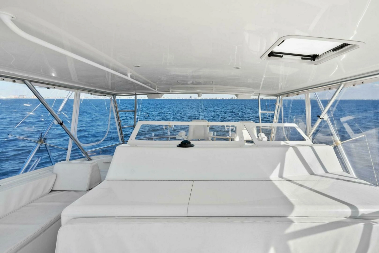 2002 Viking 65 Convertible photo 63