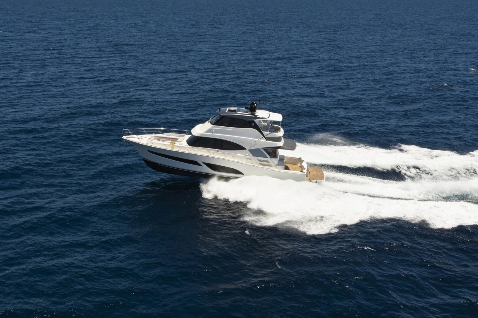 58 Sports Motor Yacht 58ft Riviera Yacht For Sale