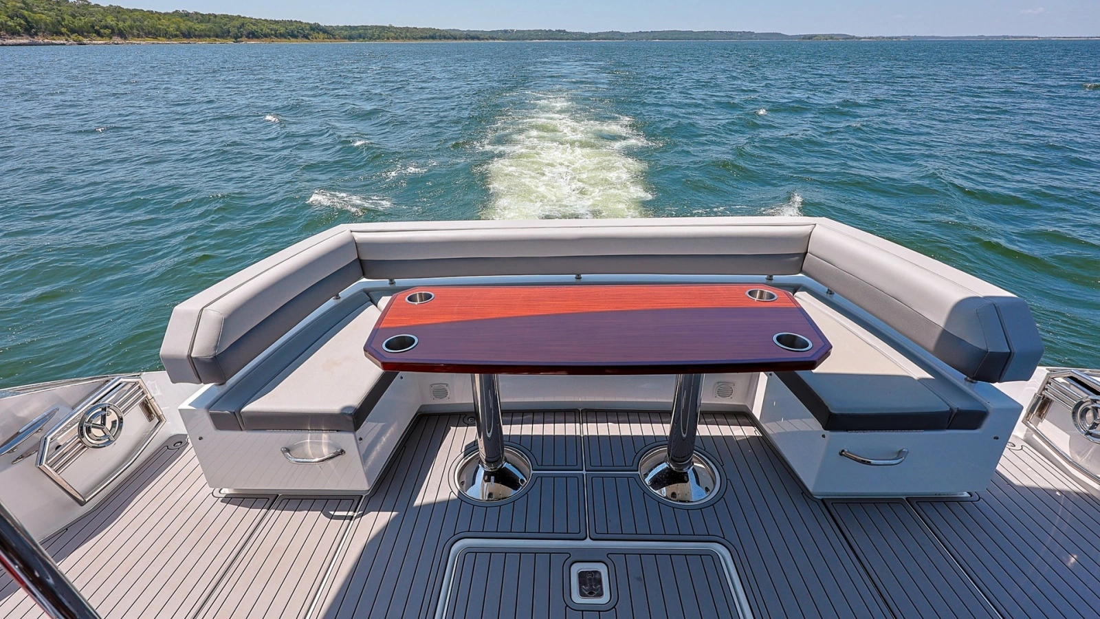 Aft Deck with U-Shaped Seating