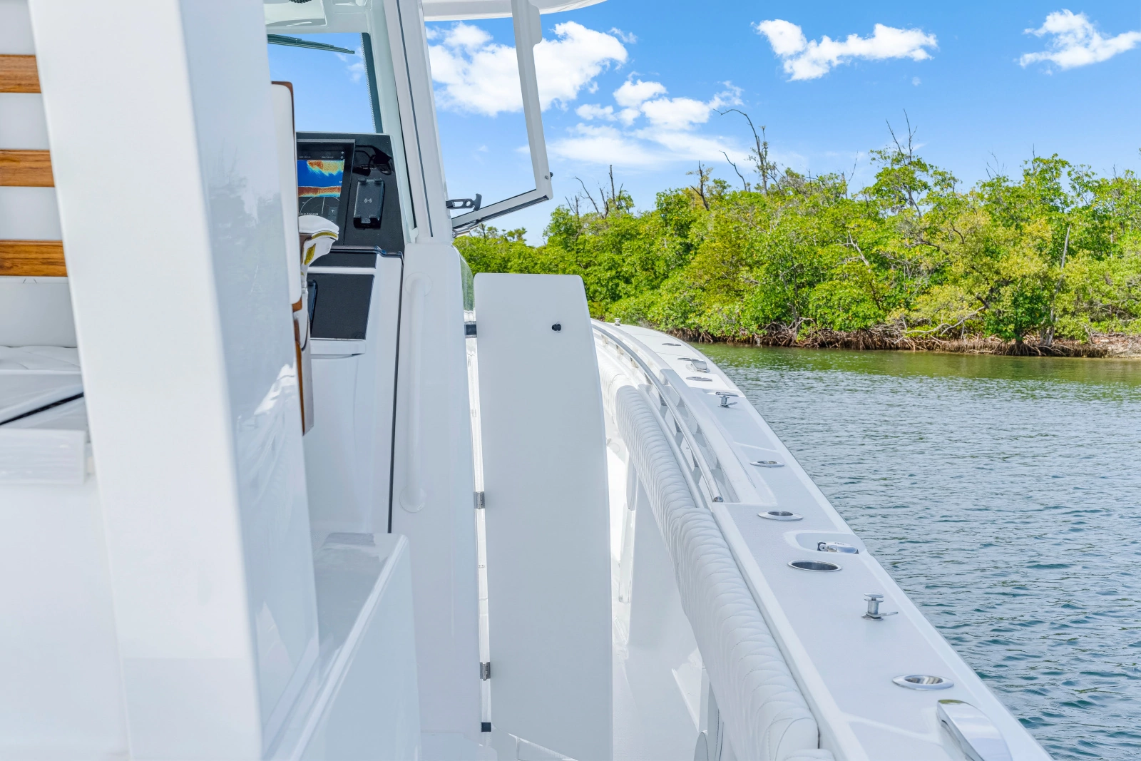56 Suenos GIX 56ft HCB Yacht For Sale