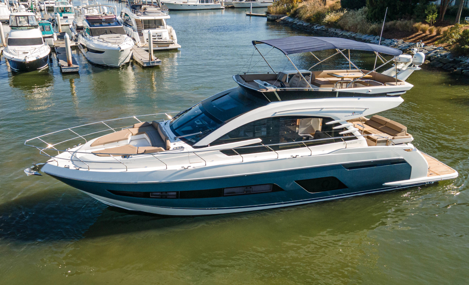 2019 Fairline Squadron 53