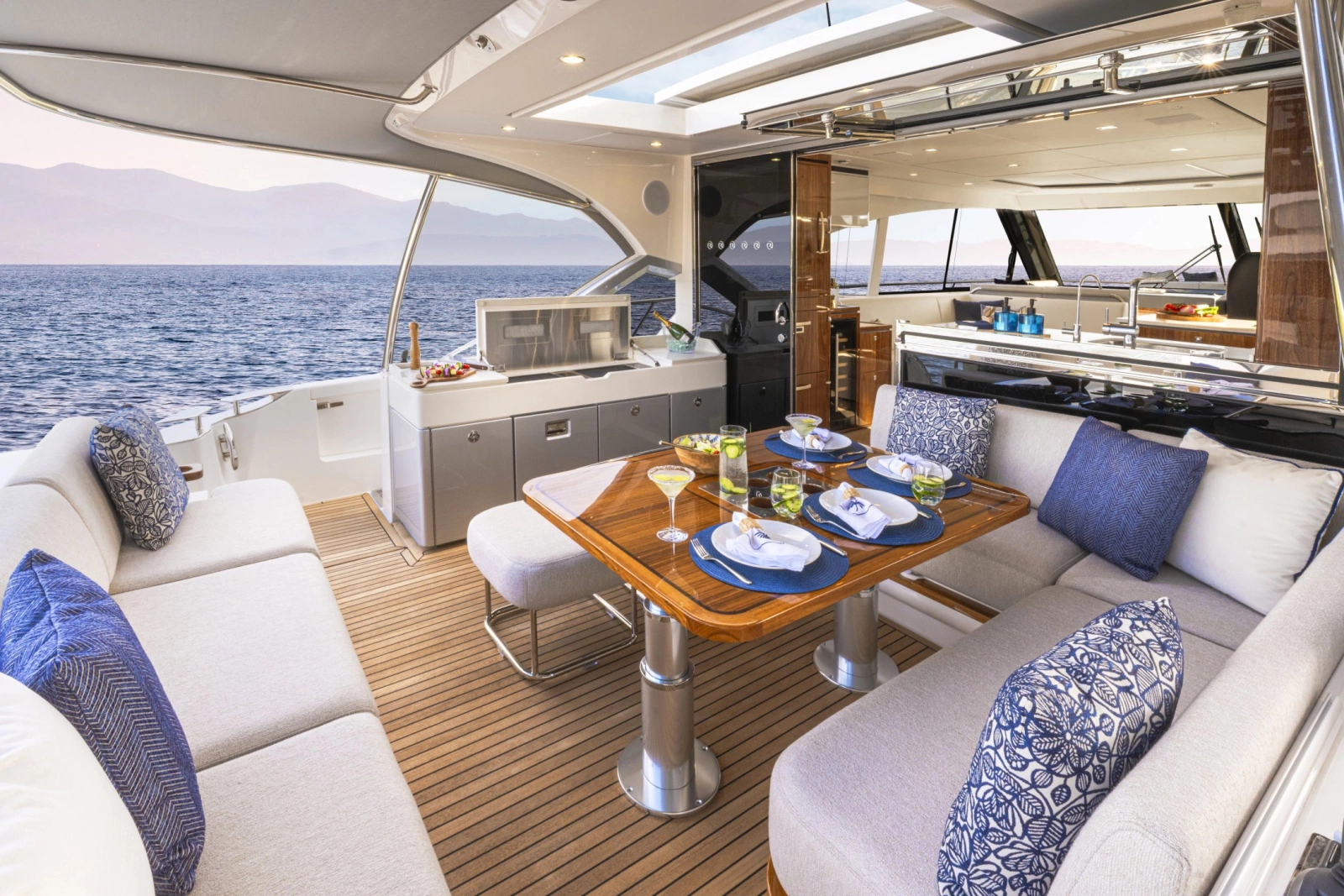 56 Sport Yacht 56ft Riviera Yacht For Sale