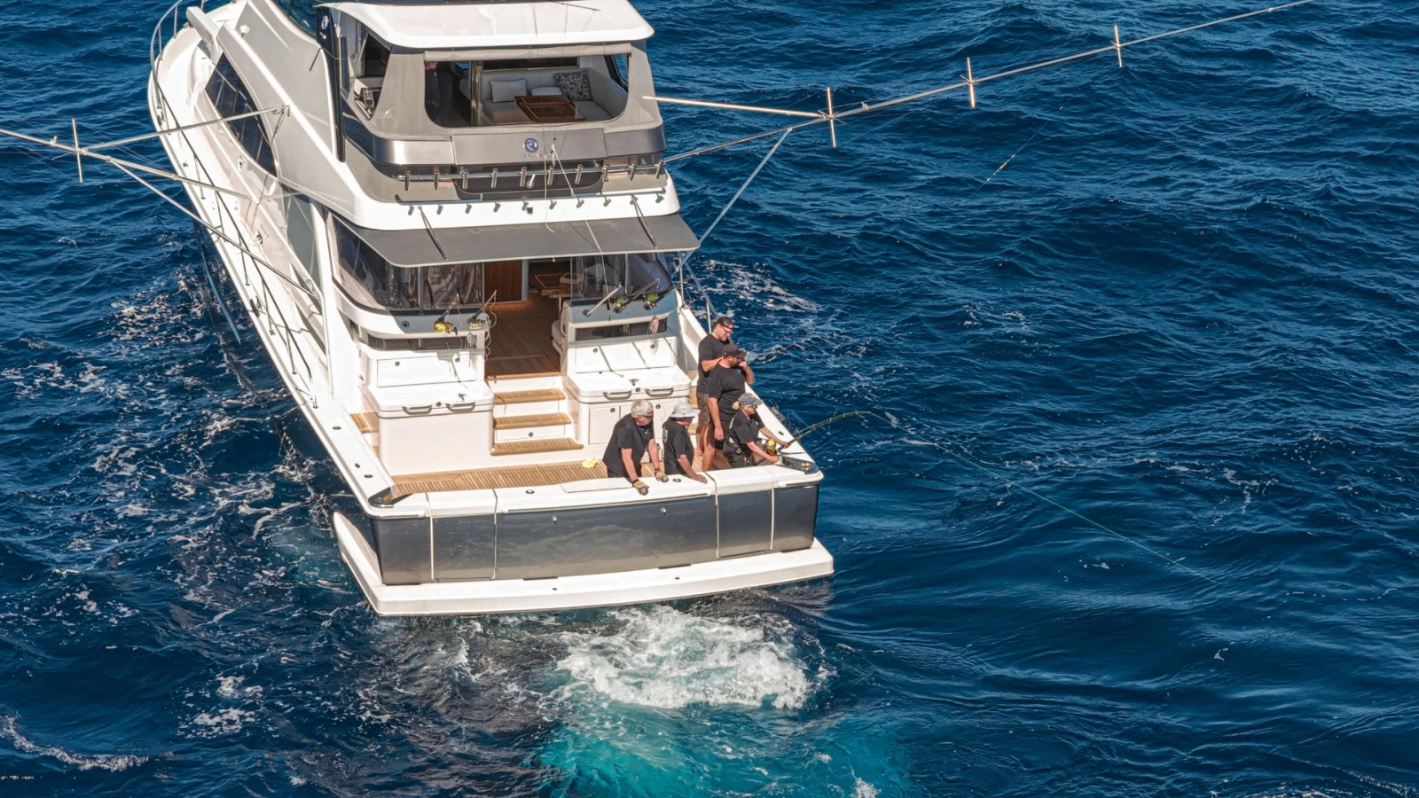 68 Sports Motor Yacht 68ft Riviera Yacht For Sale