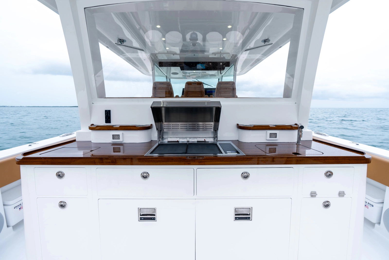 DEALER DEMO 56ft HCB Yacht For Sale