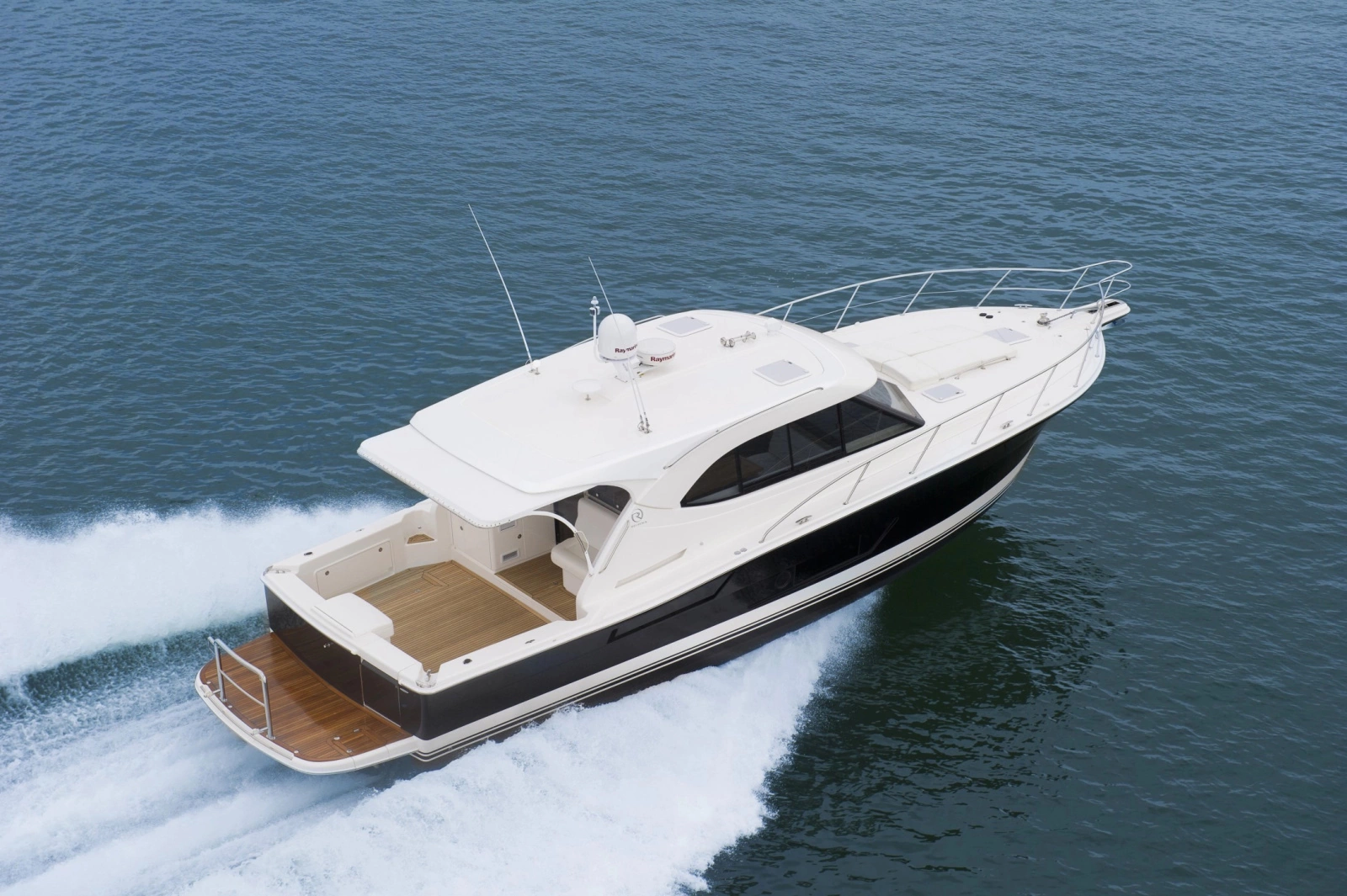 445 SUV 44ft Riviera Yacht For Sale