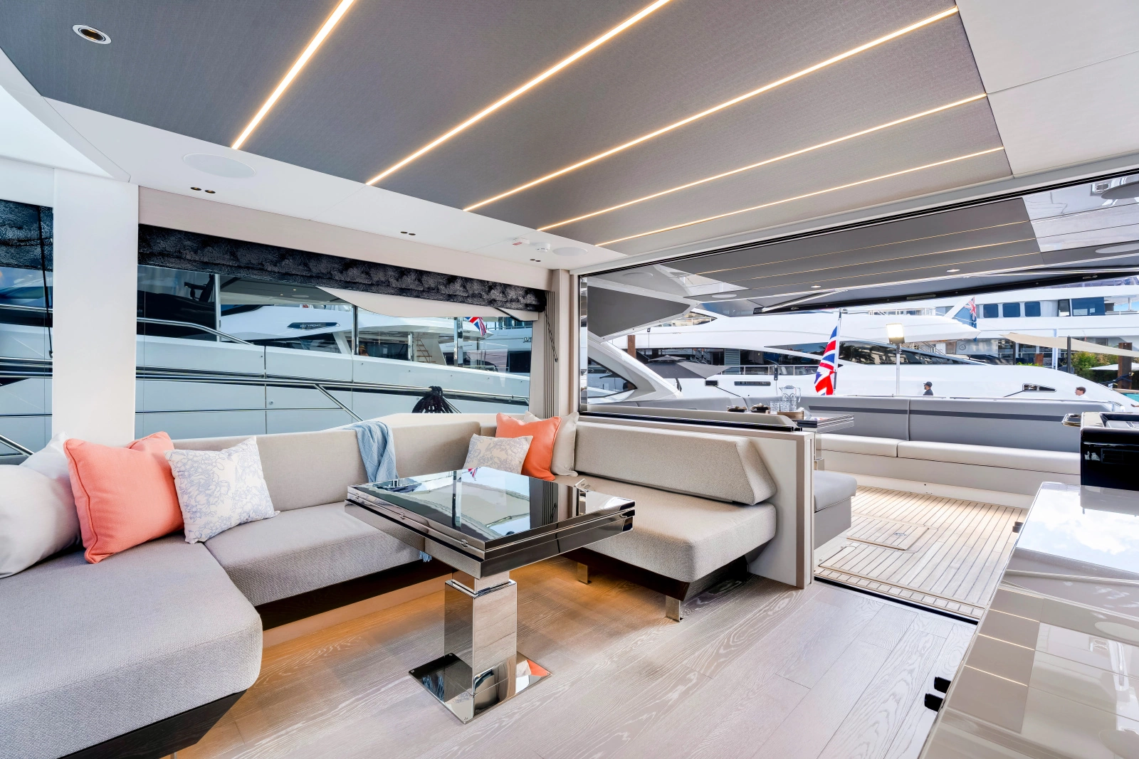 PREDATOR 75 75ft Sunseeker Yacht For Sale