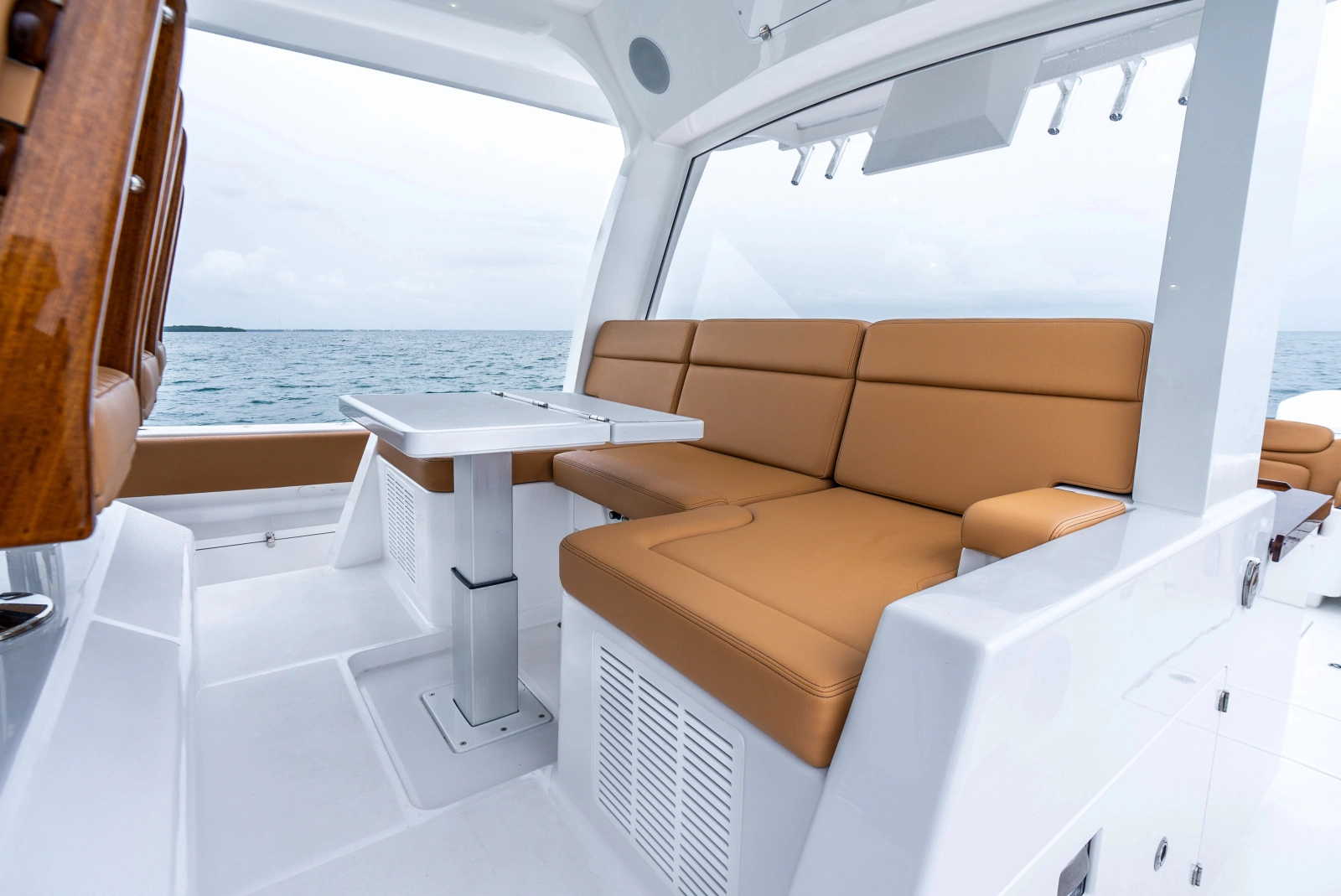 DEALER DEMO 56ft HCB Yacht For Sale