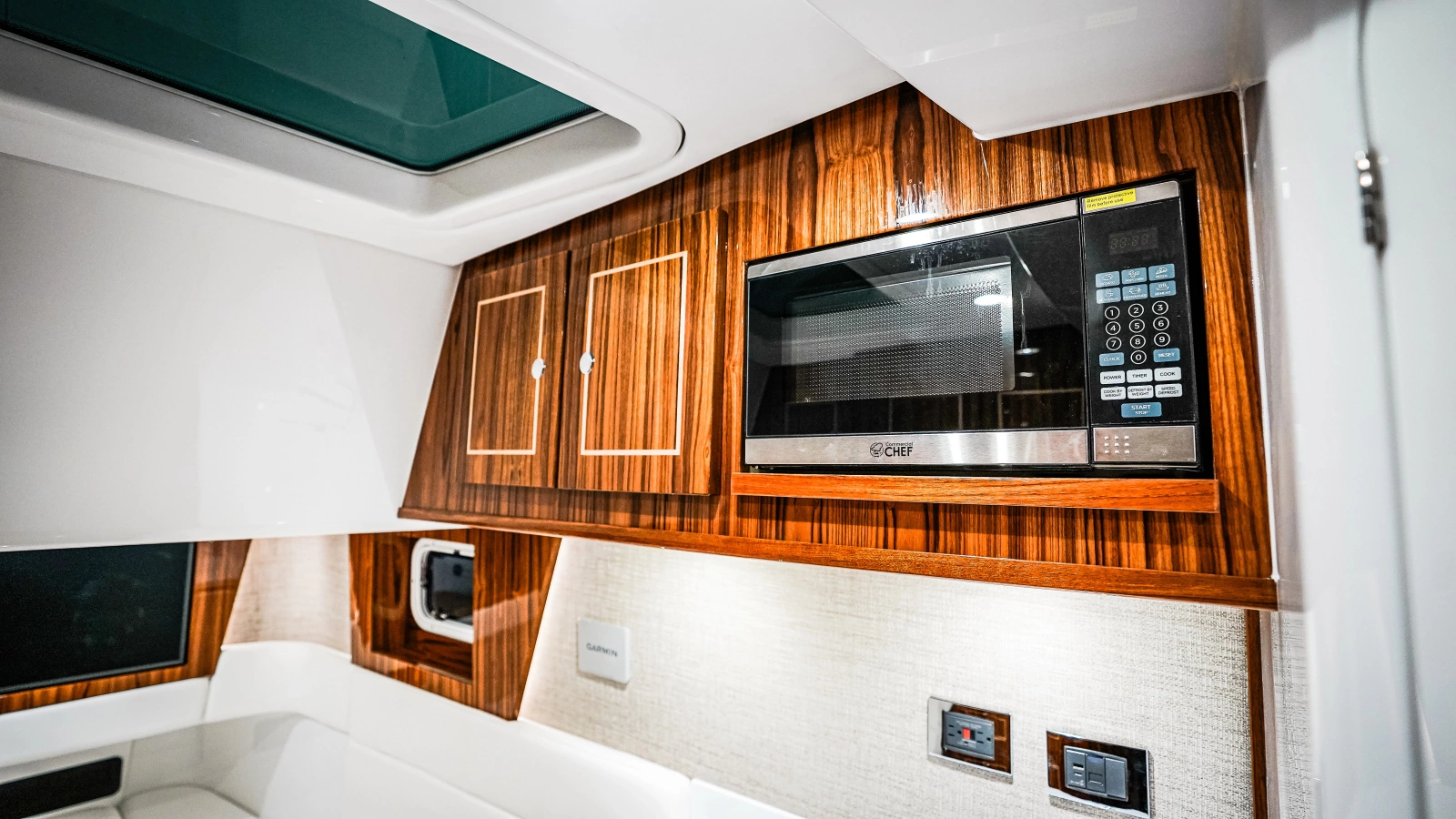 DEALER DEMO 48ft HCB Yacht For Sale