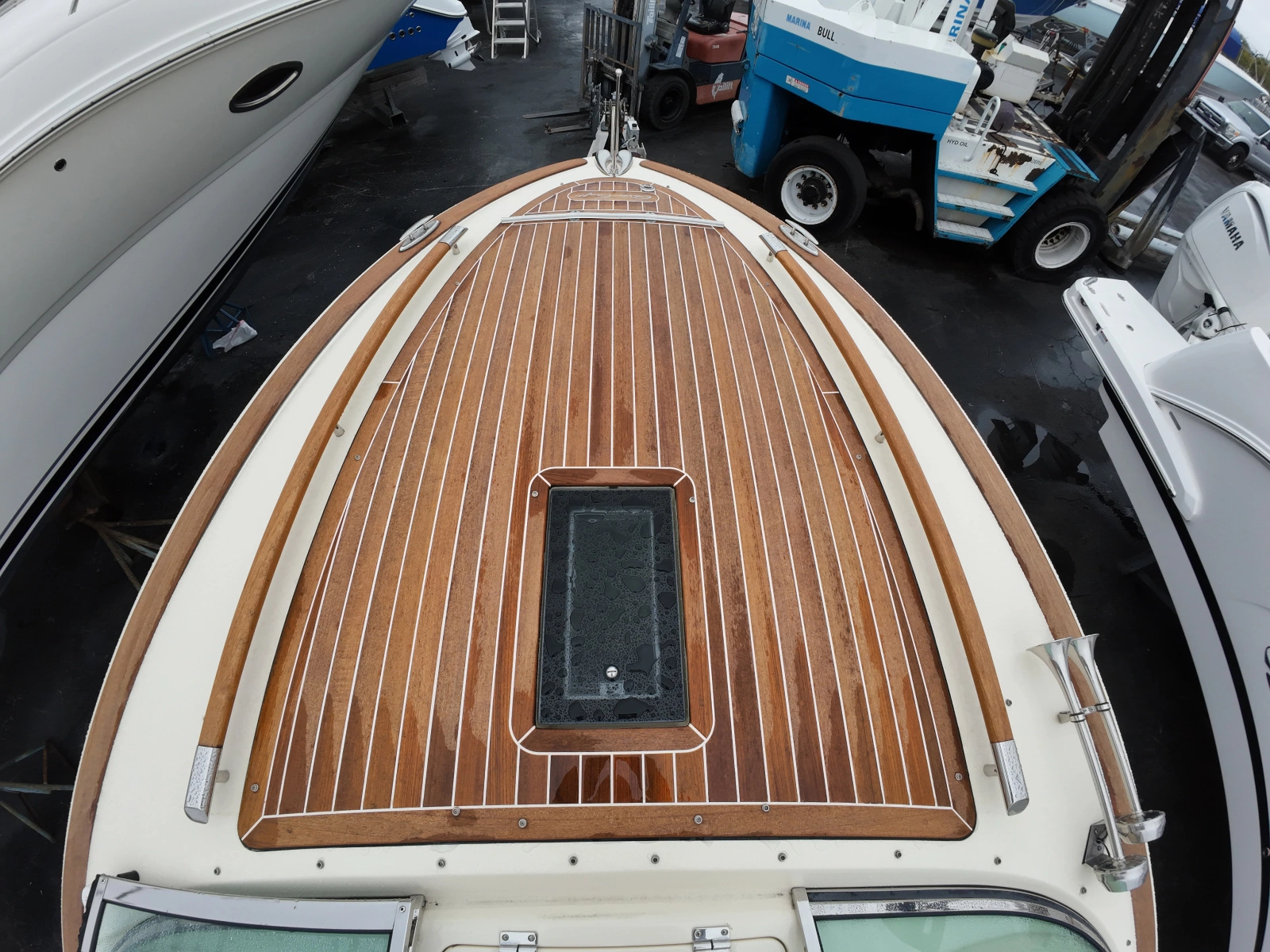 2019 Chris-Craft Corsair 27