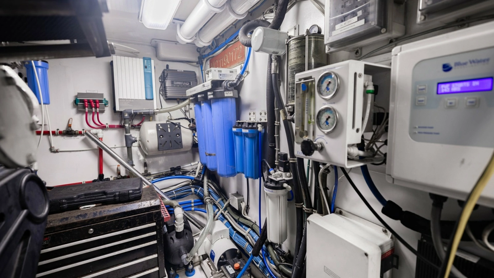 2007 Hatteras 68 Convertible- KEMOSABE- Engine Room