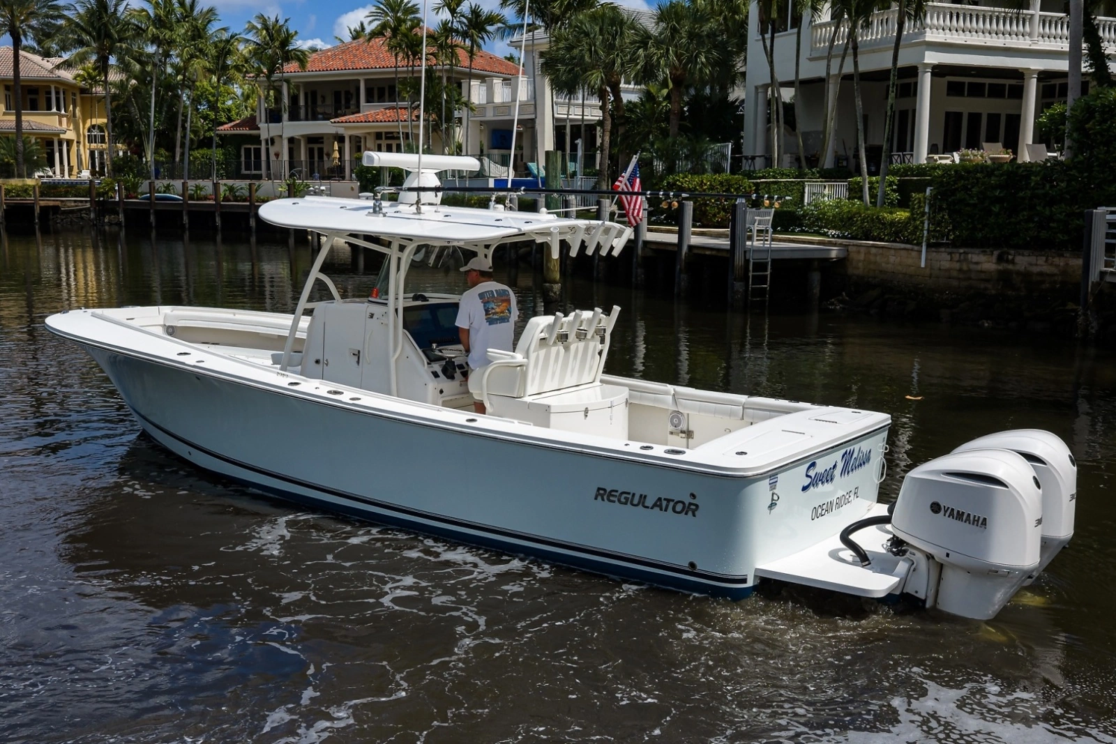 Regulator 31- Sweet Melissa - Exterior profile