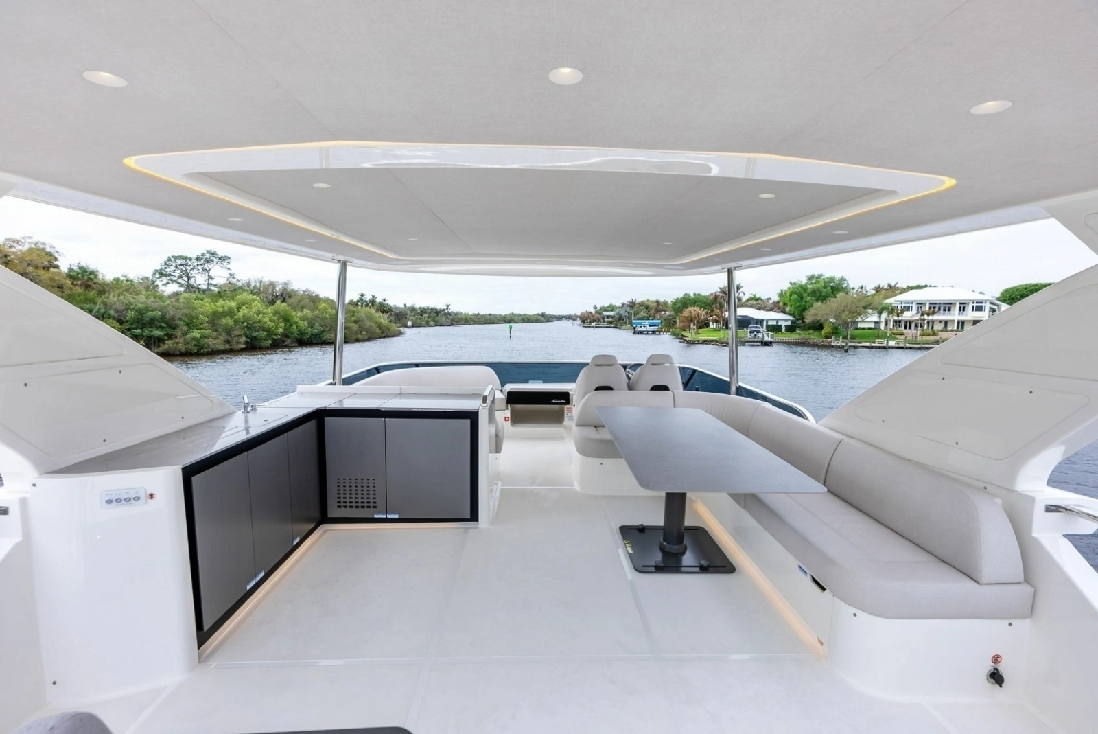 2026 Absolute 62 Navetta NEW