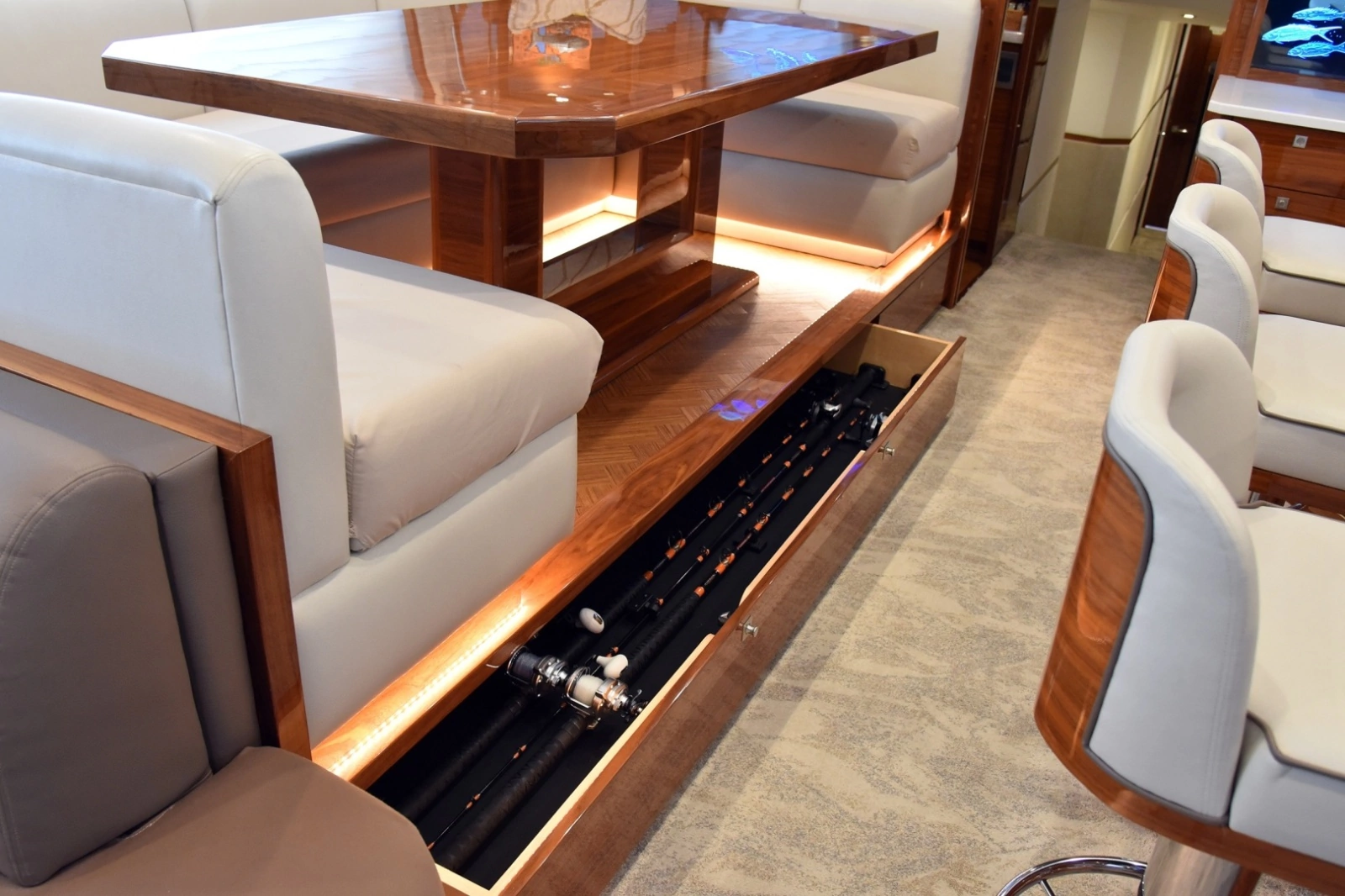 2024 Viking 90 Skybridge - PRIMETIME
