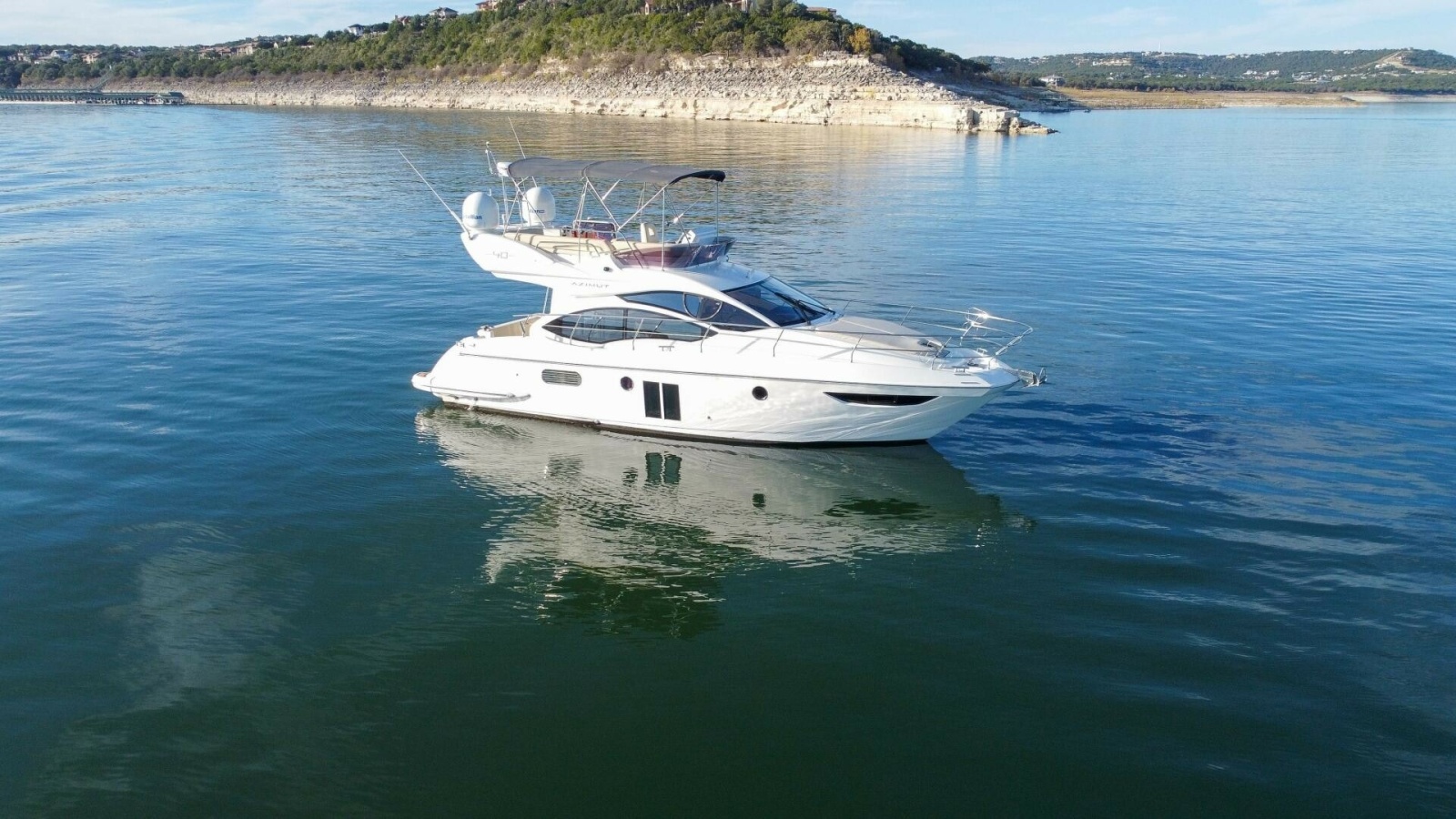 40' 2013 Azimut 40 Flybridge