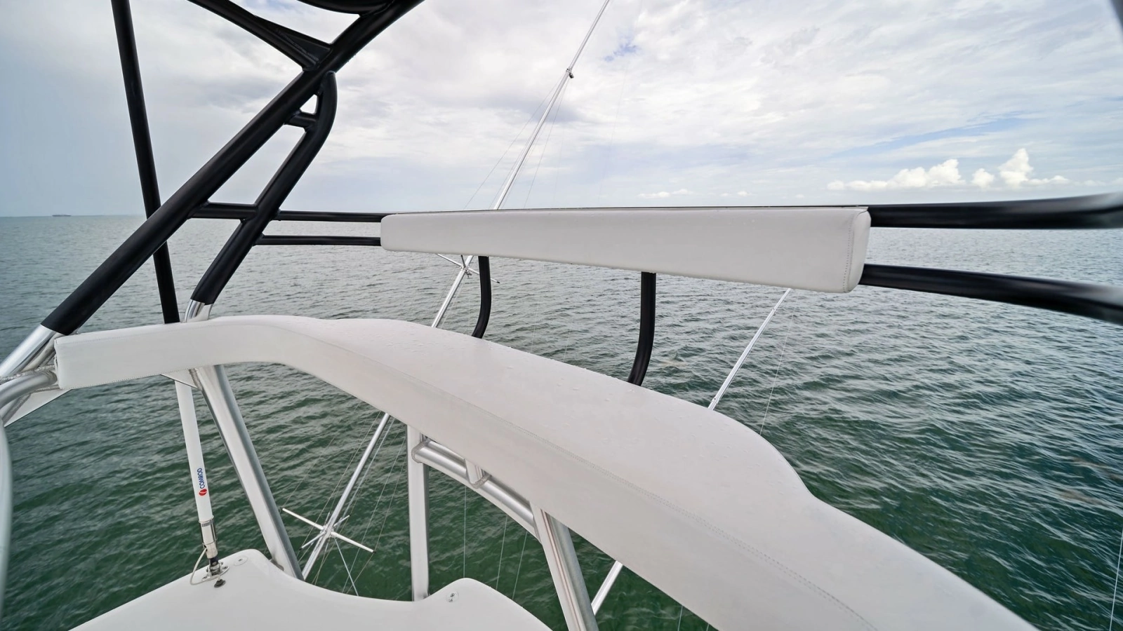 Flybridge Helm Seating