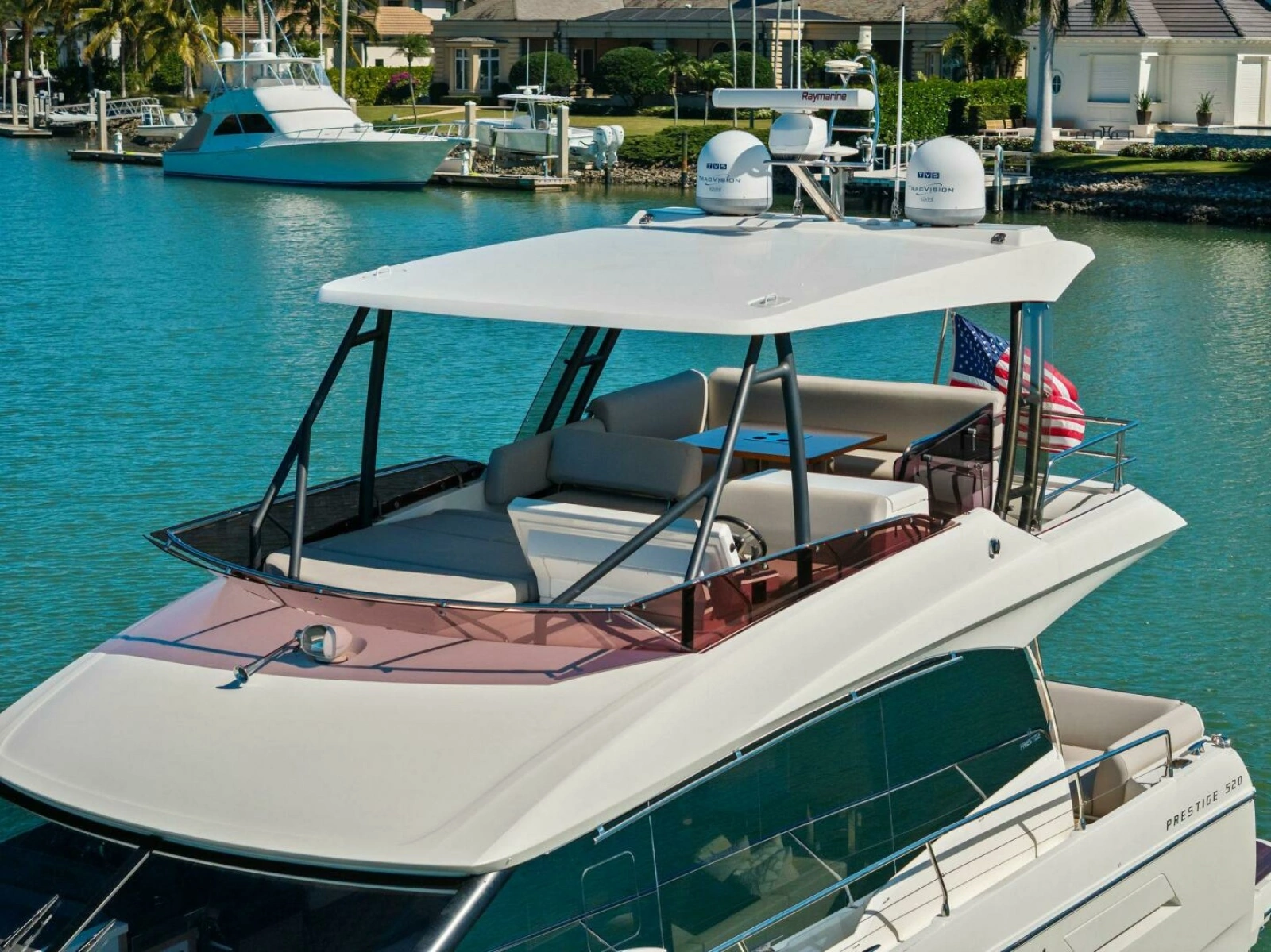 2022 Prestige 520 Flybridge photo 15