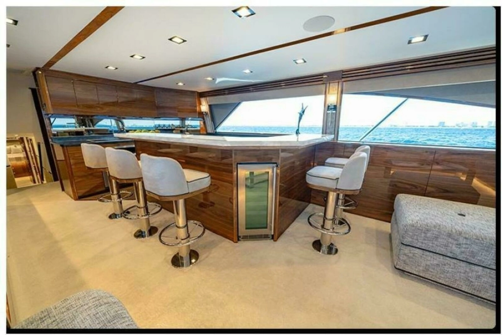 90 Viking Sky Bridge 
