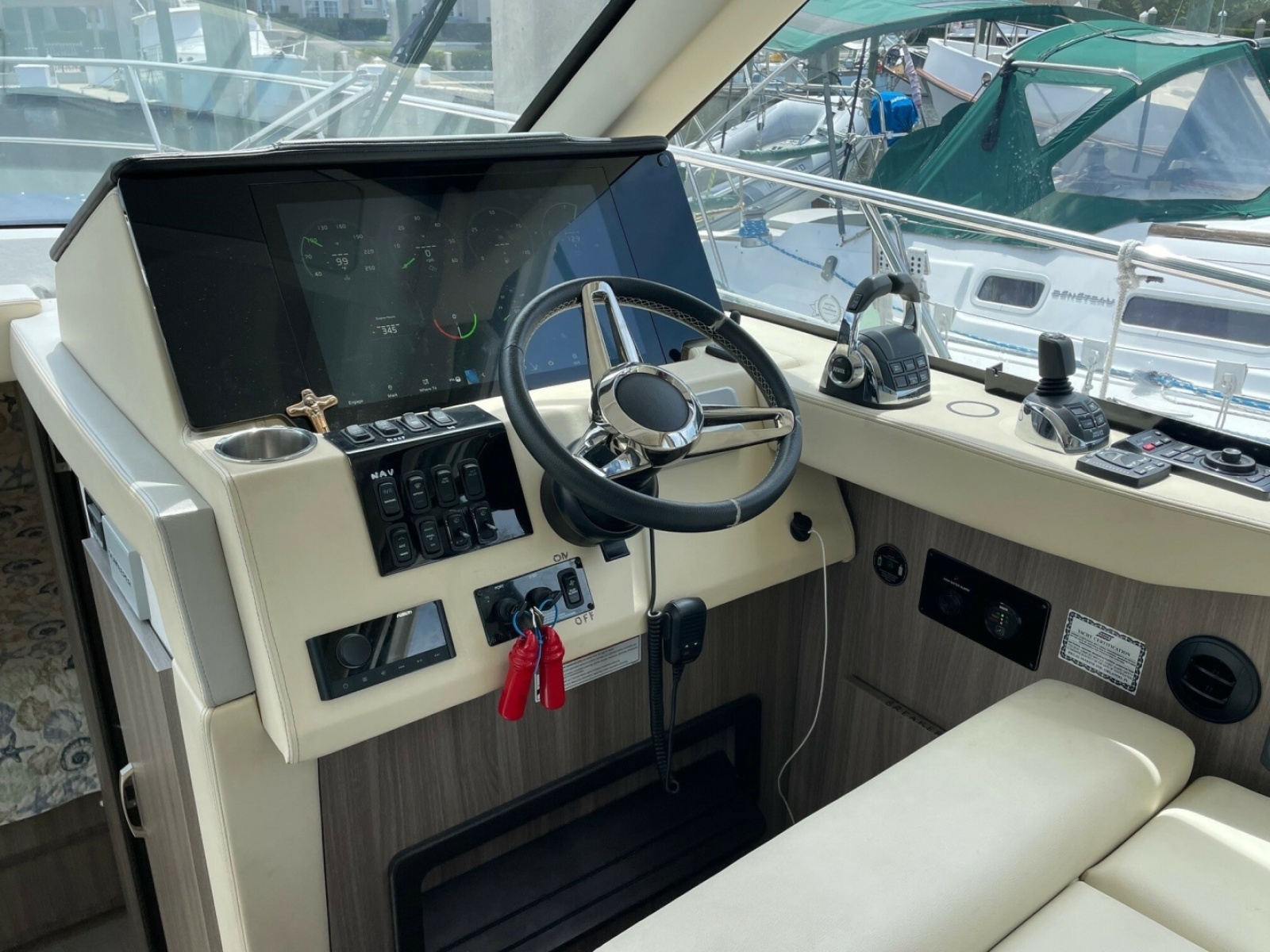 2022 Regal 38 Grand Coupe