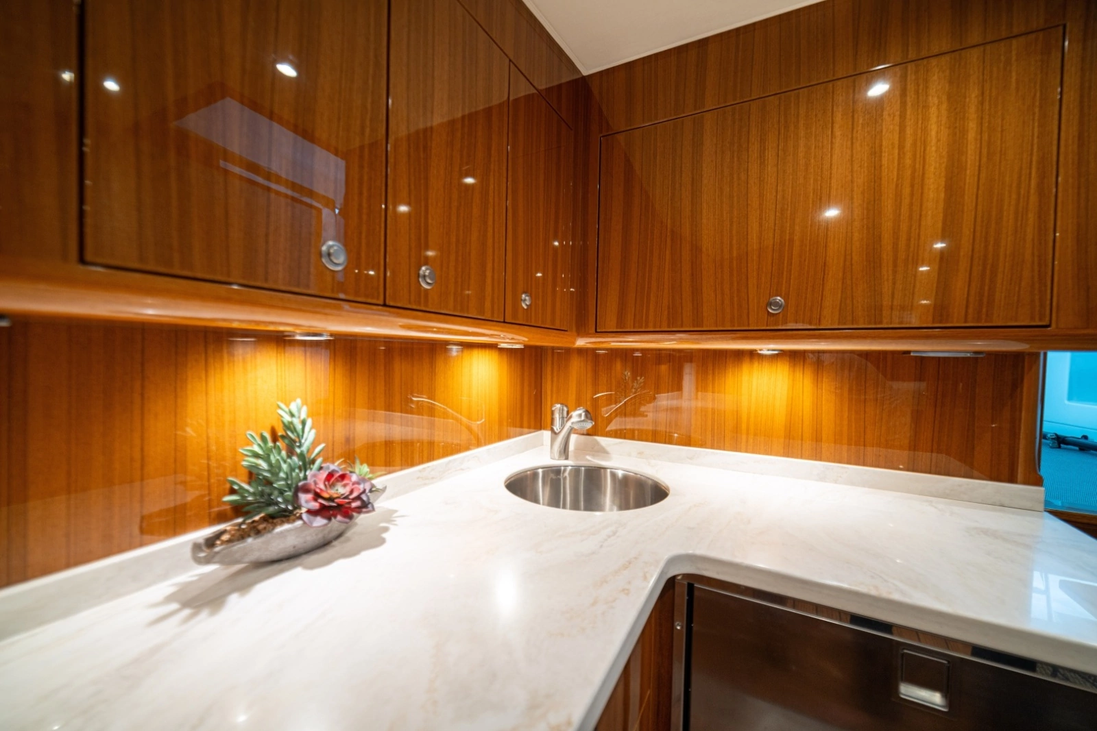 2023 Viking 46 Billfish Galley
