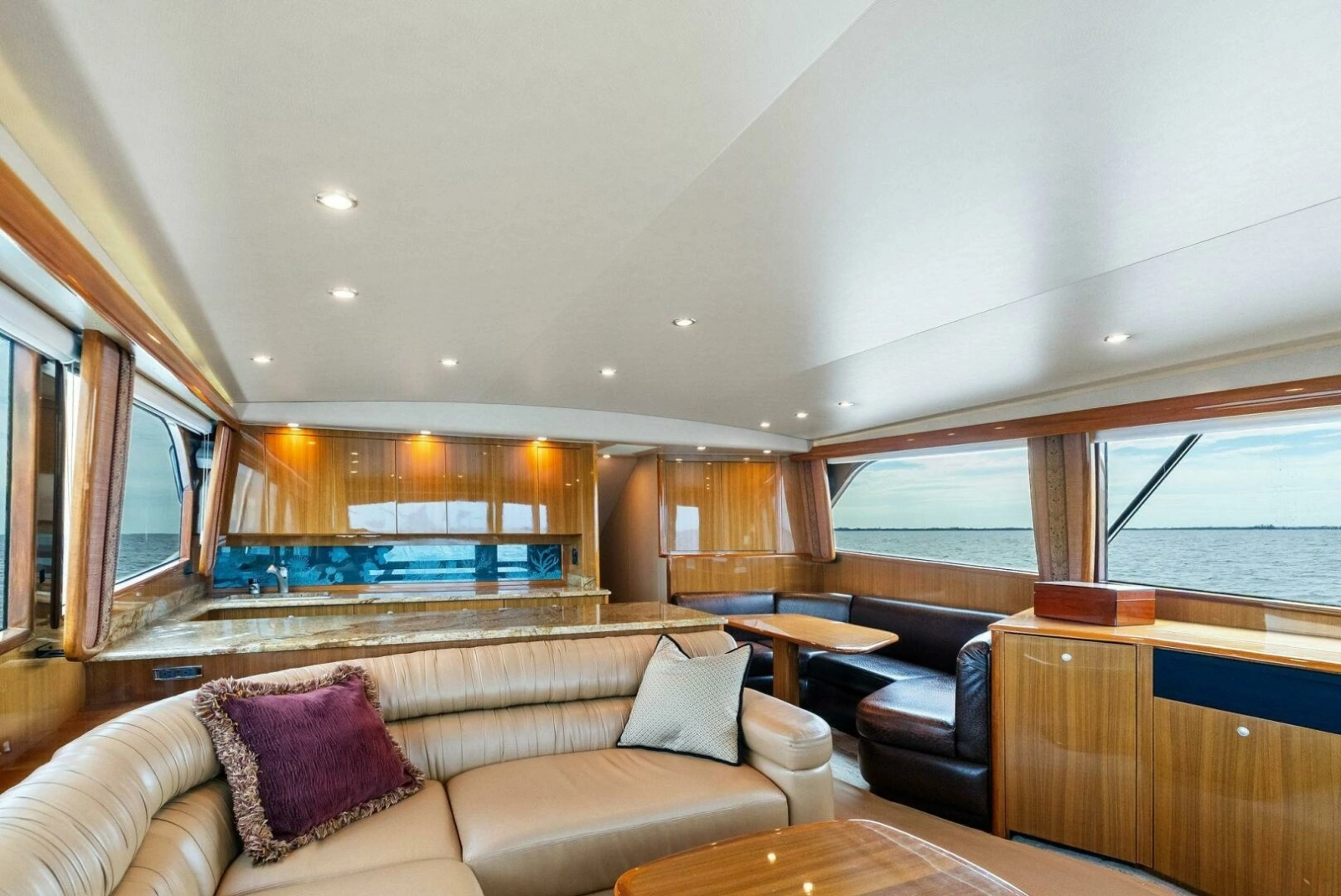 2006 Viking 61 Convertible KNOT ON CALL
